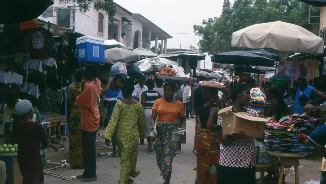 0f3753df 1261 4927 86fc 675eaeda44bf 0f3753df 1261 4927 86fc 675eaeda44bf