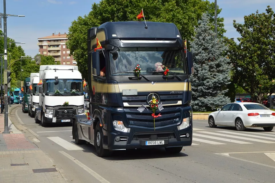 Los transportistas celebran San Cristóbal en Monzón.