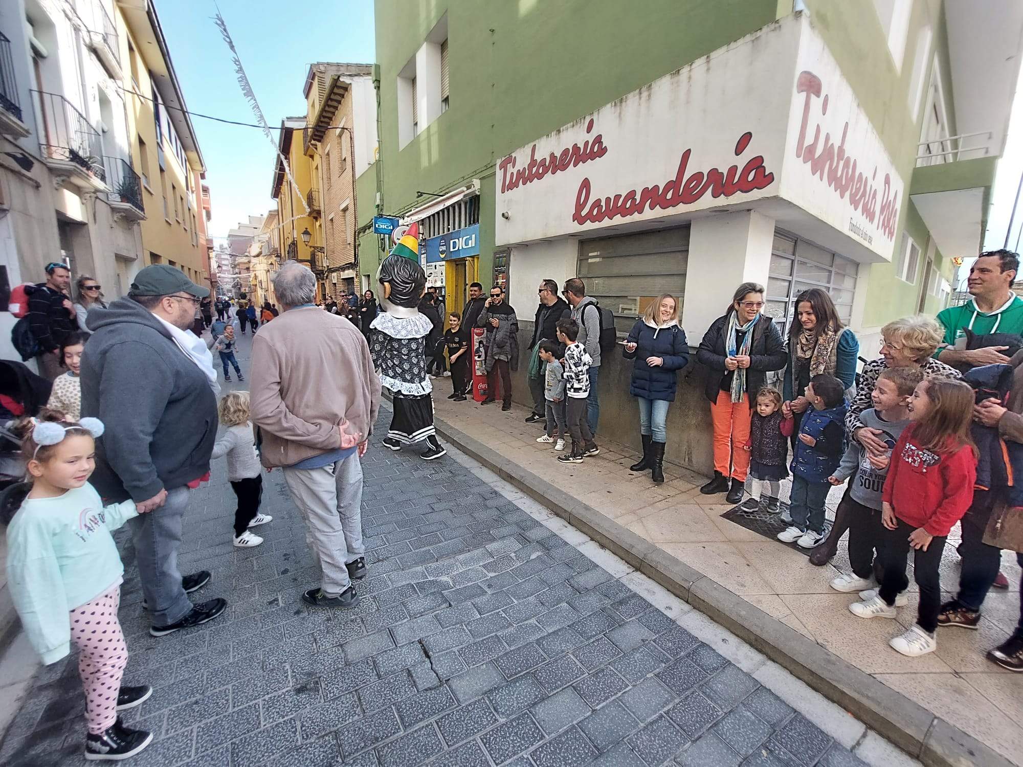 Última salida de fiestas de Payaso y la Abueleta