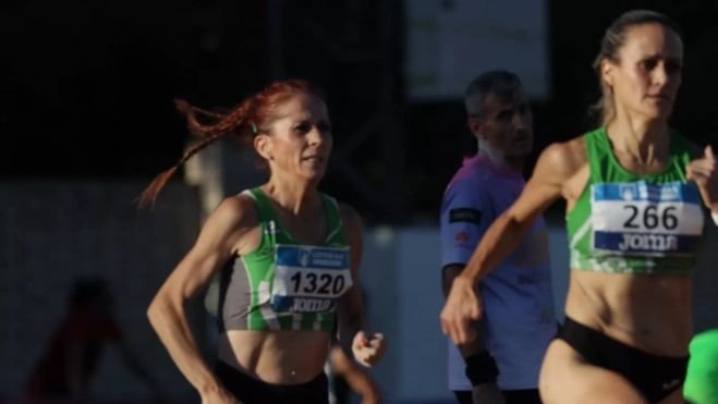 Bea Martínez, plata F40 en 1.500 Bea Martínez, plata F40 en 1.500