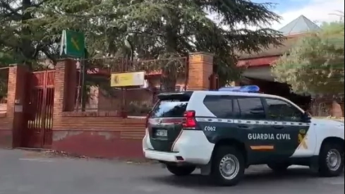 La Guardia Civil ha detenido a siete personas. La Guardia Civil ha detenido a siete personas.