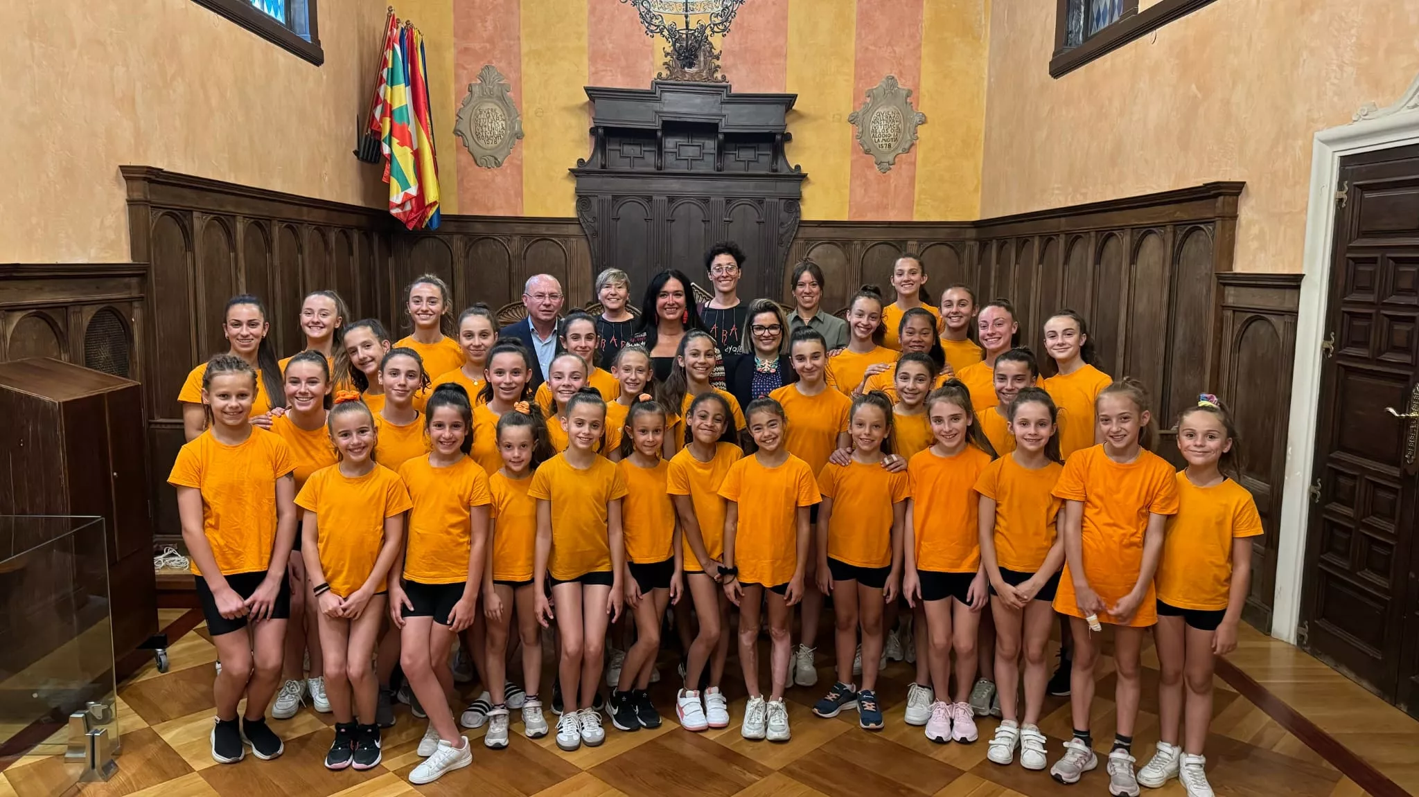 Club 90 Huesca en el Ayuntamiento.