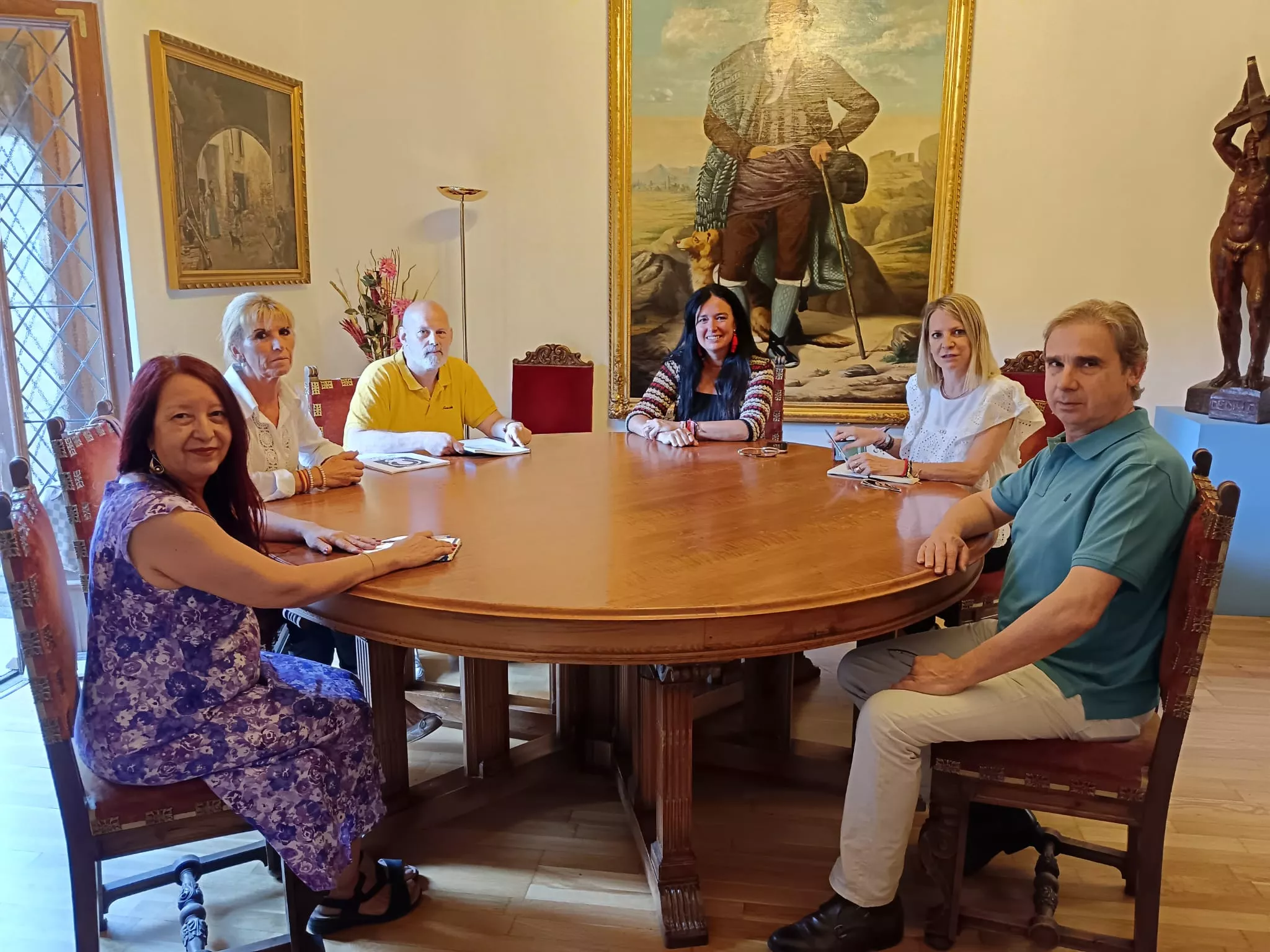 Representantes del Ayuntamiento y de Huesca Cuna de San Lorenzo