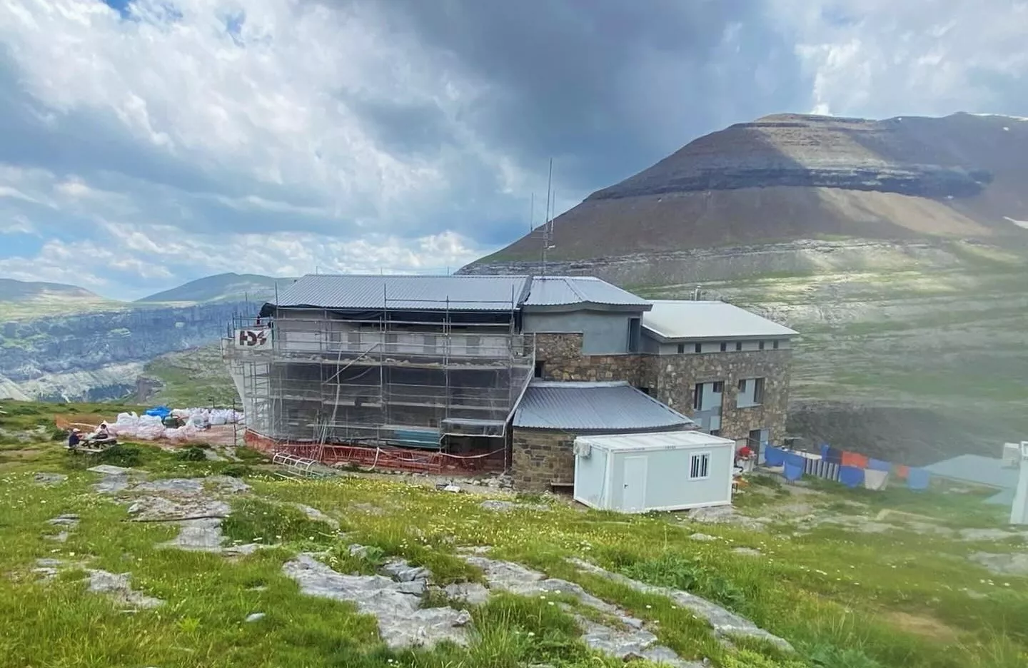 El refugio de Góriz reabre este viernes tras completar parte de las obras. El refugio de Góriz reabre este viernes tras completar parte de las obras.