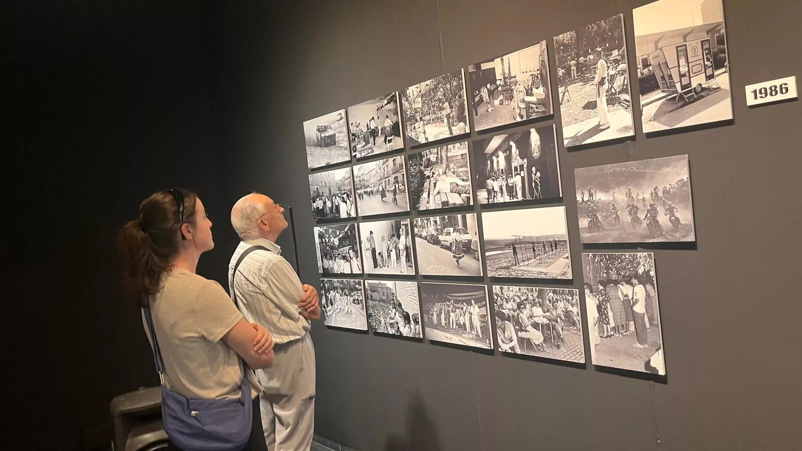 Exposición de Víctor Ibáñez 'San Lorenzo, fiestas irrepetibles'. Foto Mercedes Manterola