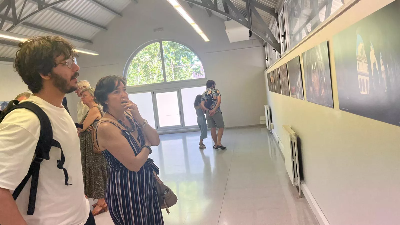 Exposición de Jacques Valat en el 60 aniversario del hermanamiento Huesca-Tarbes. Foto Mercedes Manterola