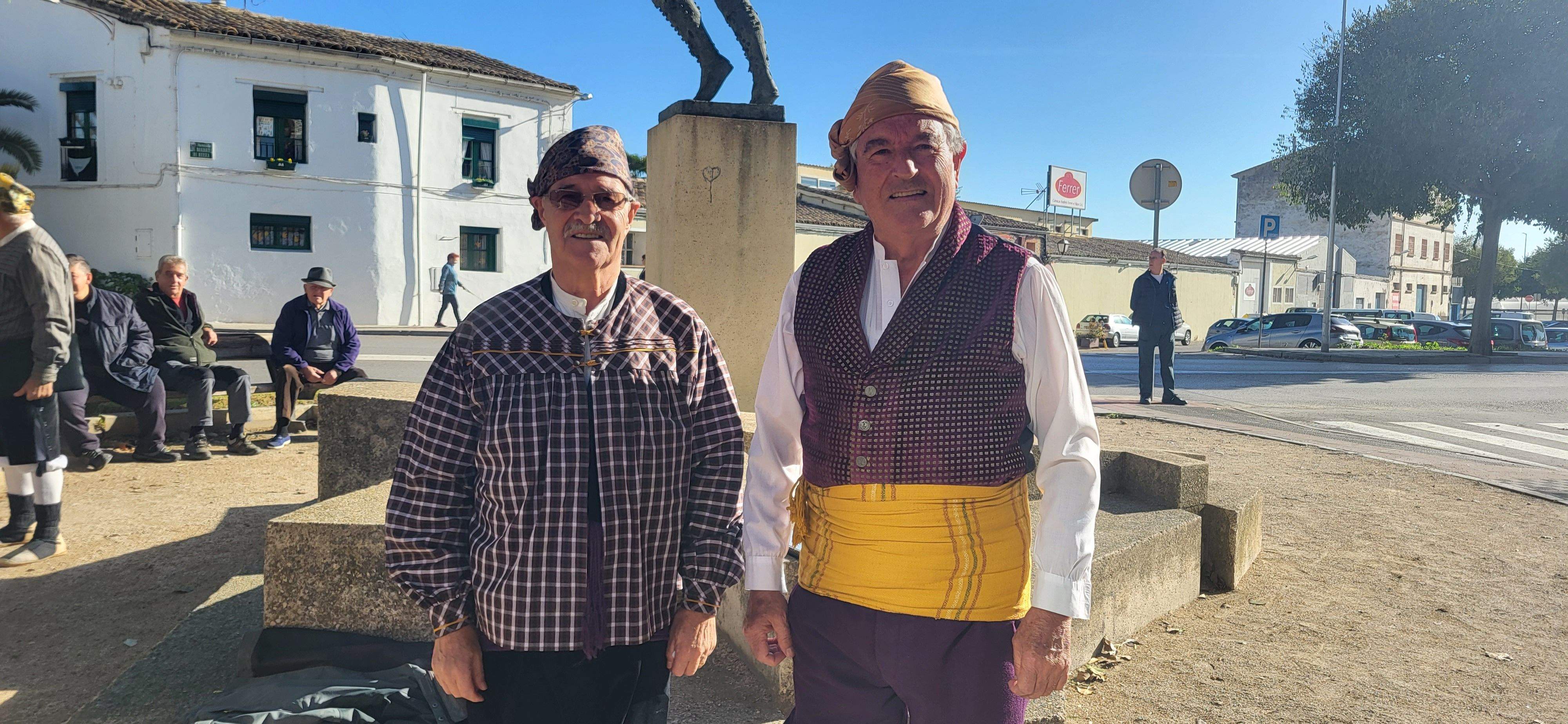 Ofrenda de flores y frutos del barrio de Santo Domingo y San Martín. Foto Myriam Martínez 