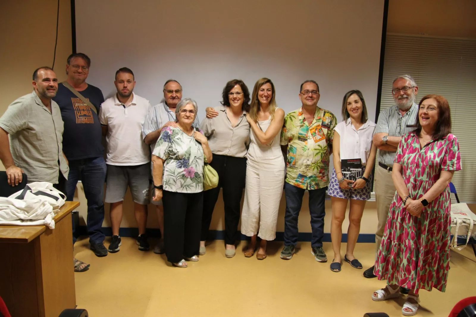 Charla de Joana Masó en Sariñena. Foto Carlos Neofato 