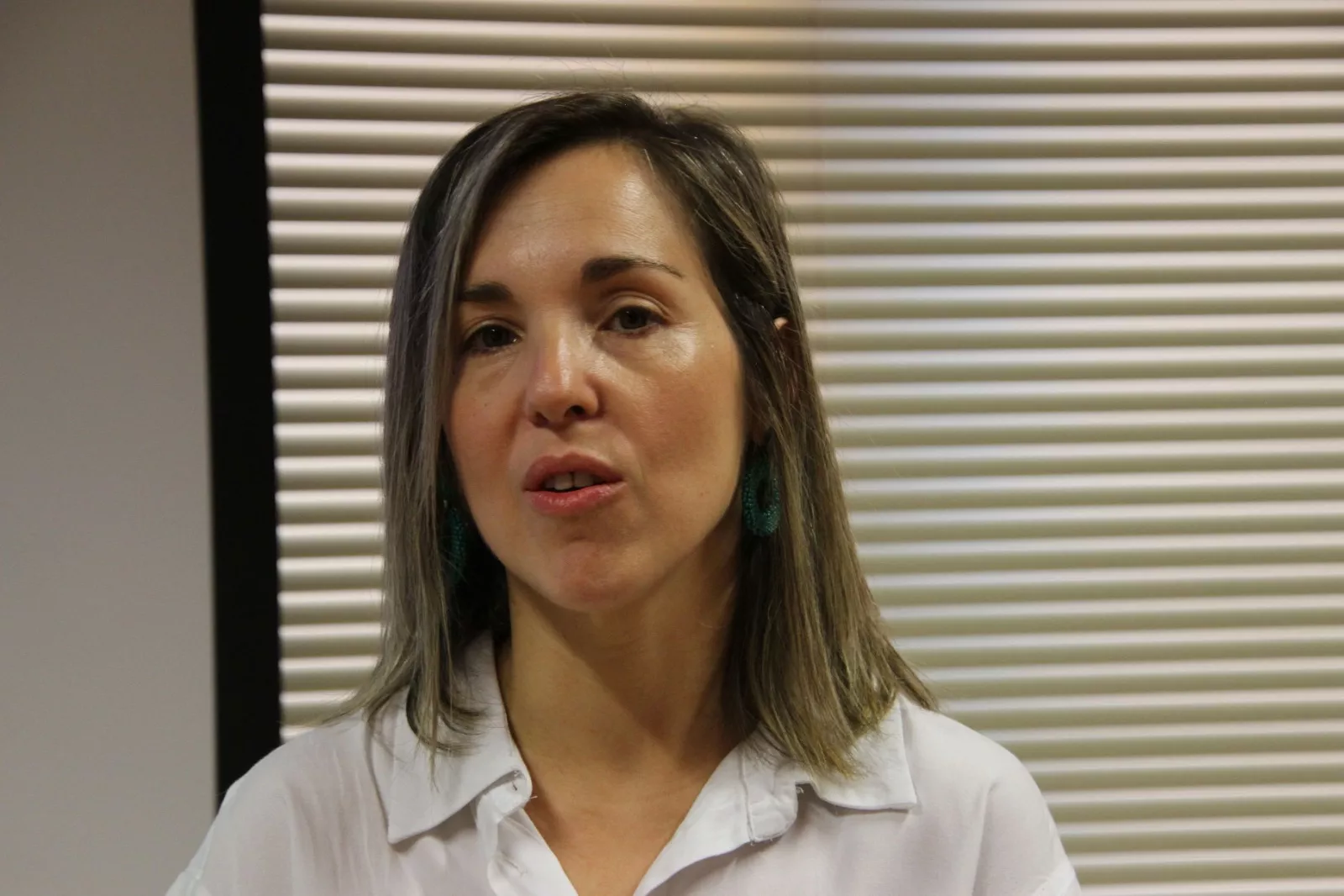 Charla de Joana Masó en Sariñena. Foto Carlos Neofato 