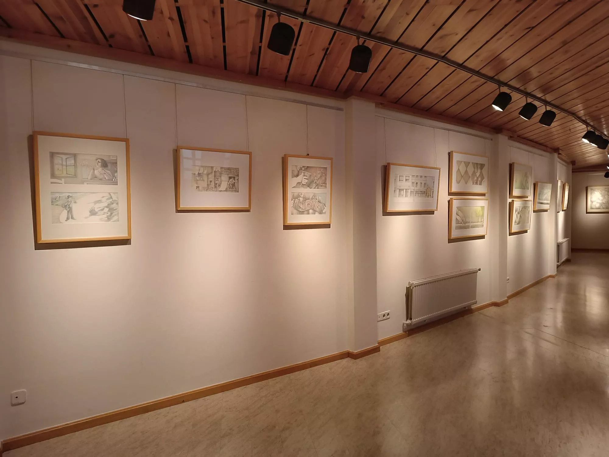 Exposición "A lápiz y con sombrero" en Jaca.