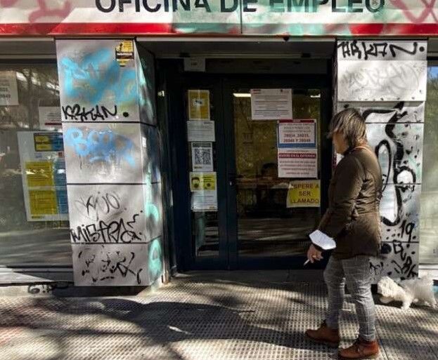 Mujer del sector servicios y más de 45 años, el perfil en un julio que deja 6.888 parados