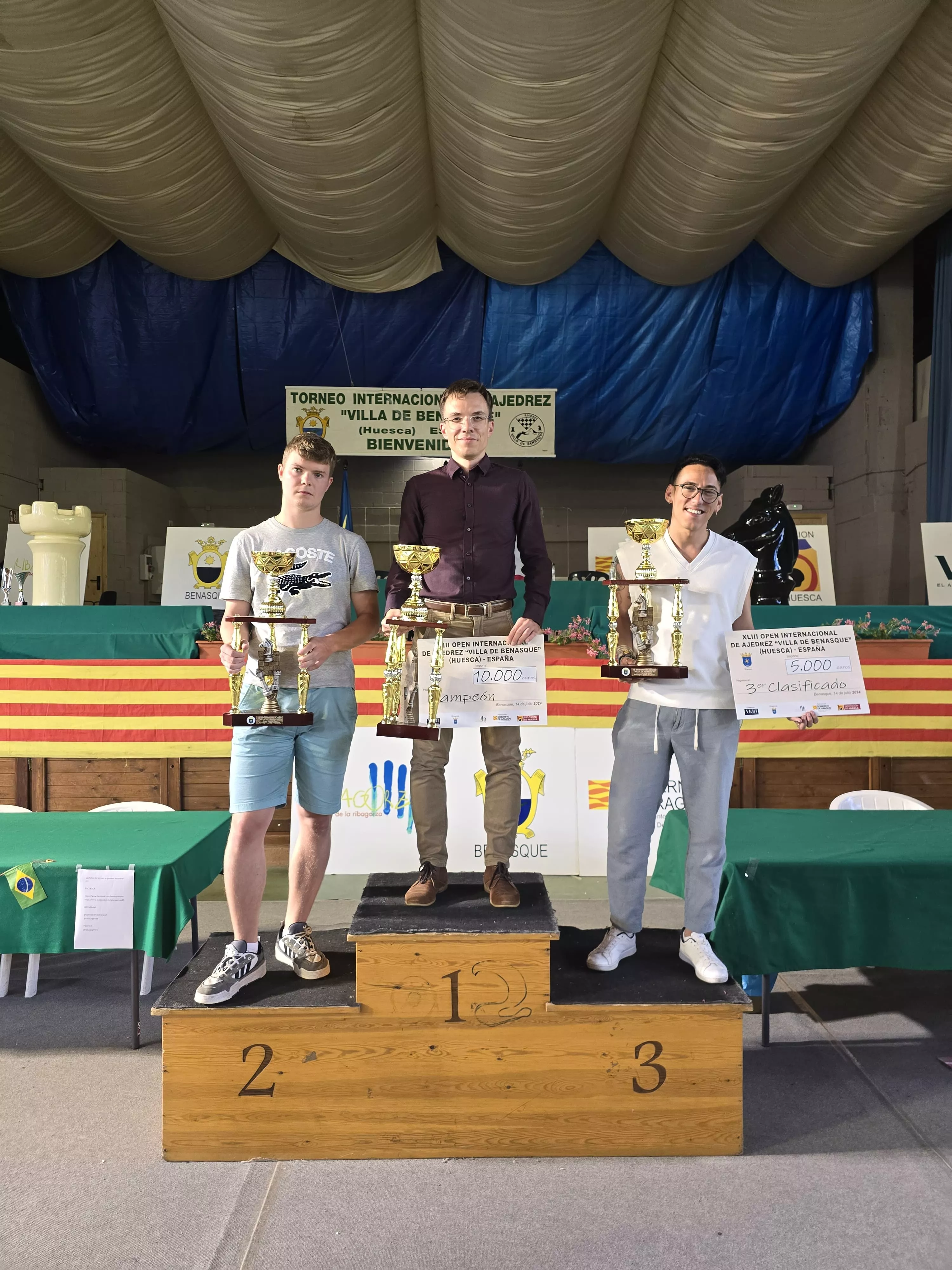 Podio final absoluto del torneo.