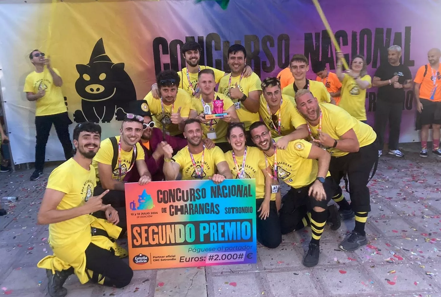 Los Metralletas de Alcolea de Cinca celebra su segundo puesto en el Concurso Nacional de Charangas.