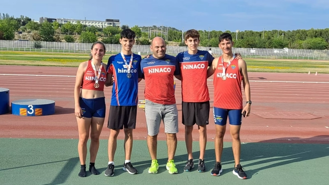 Atletas de Hinaco Monzón en el Campeonato de Aragón Sub-20 Atletas de Hinaco Monzón en el Campeonato de Aragón Sub-20