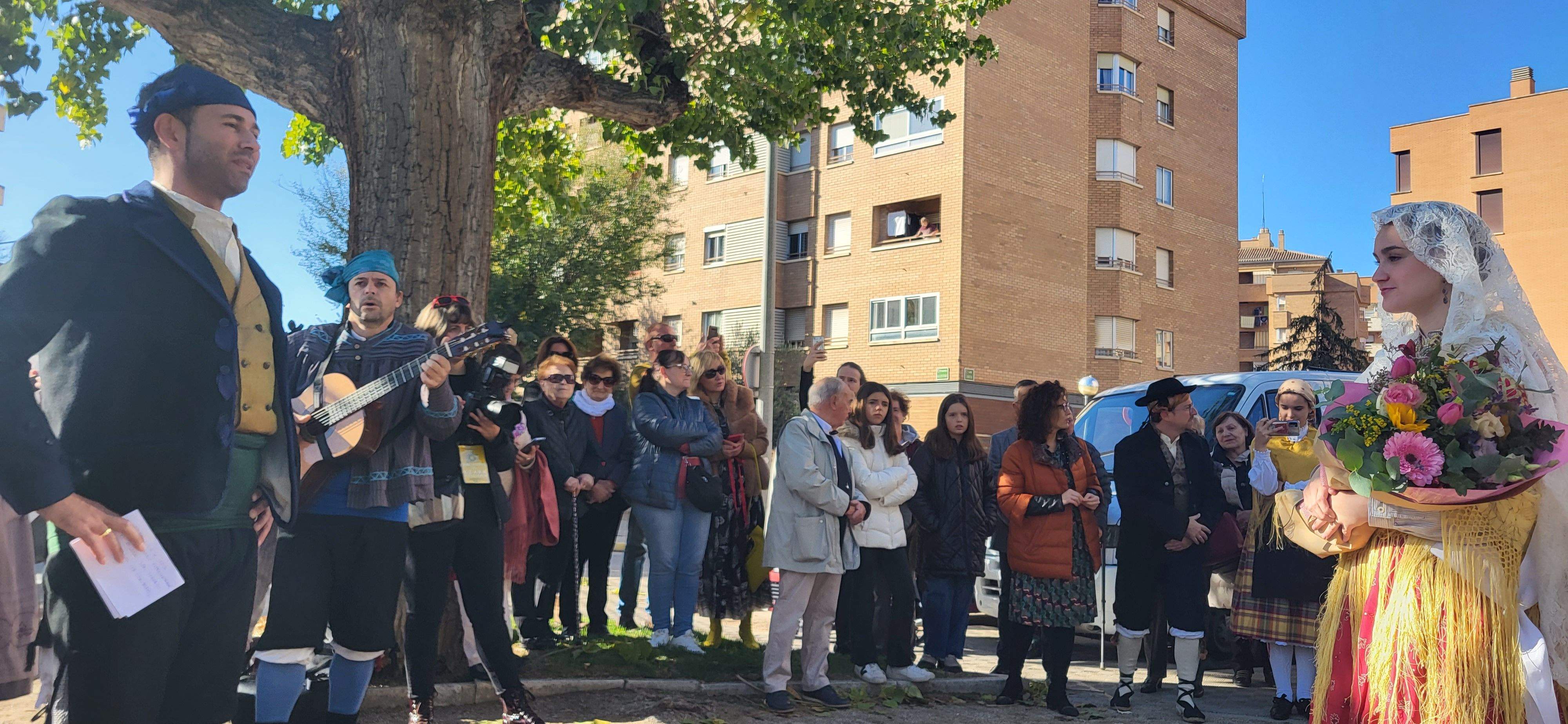 Ofrenda de flores y frutos del barrio de Santo Domingo y San Martín. Foto Myriam Martínez 