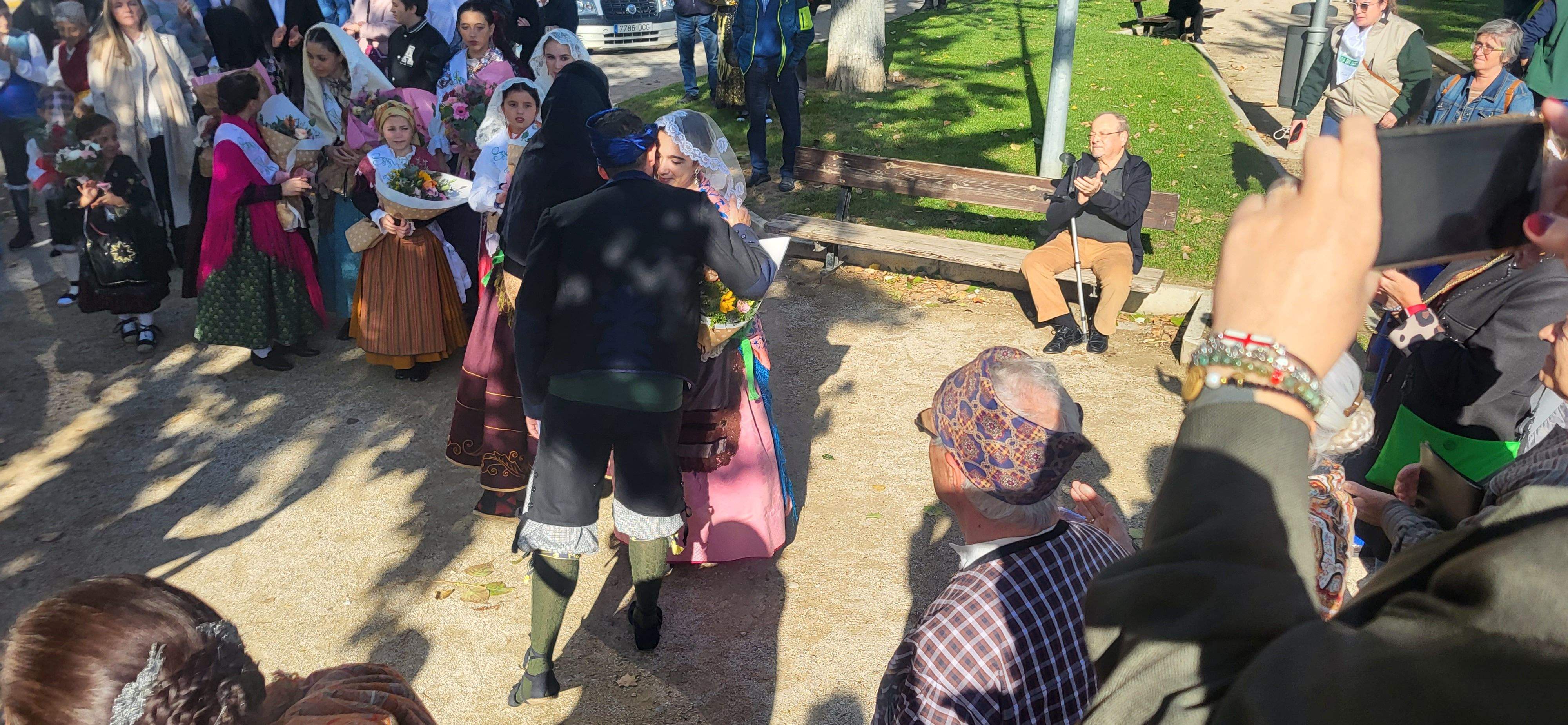 Ofrenda de flores y frutos del barrio de Santo Domingo y San Martín. Foto Myriam Martínez 