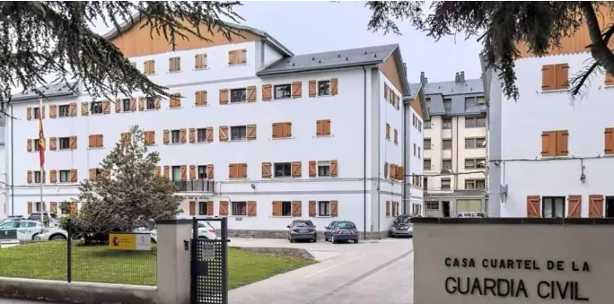 Cuartel de la Guardia Civil de Jaca donde se llevan a cabo obras de rehabilitación.