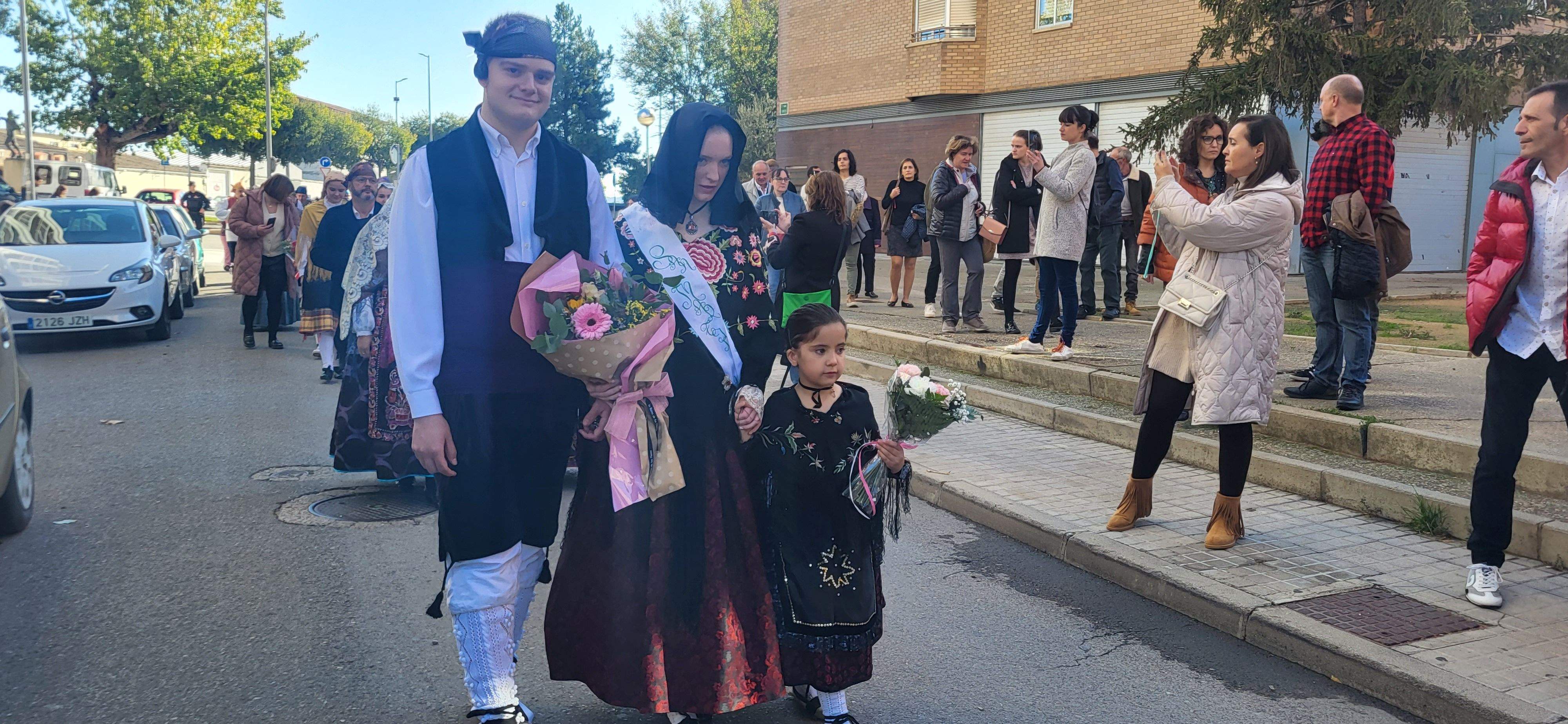 Ofrenda de flores y frutos del barrio de Santo Domingo y San Martín. Foto Myriam Martínez 