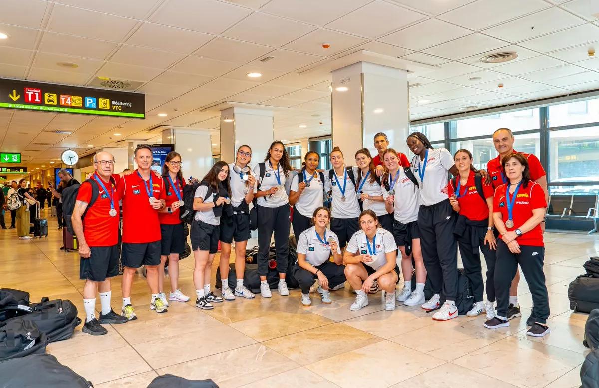 La España de Marina Mata se cuelga la plata en el Eurobasket U20