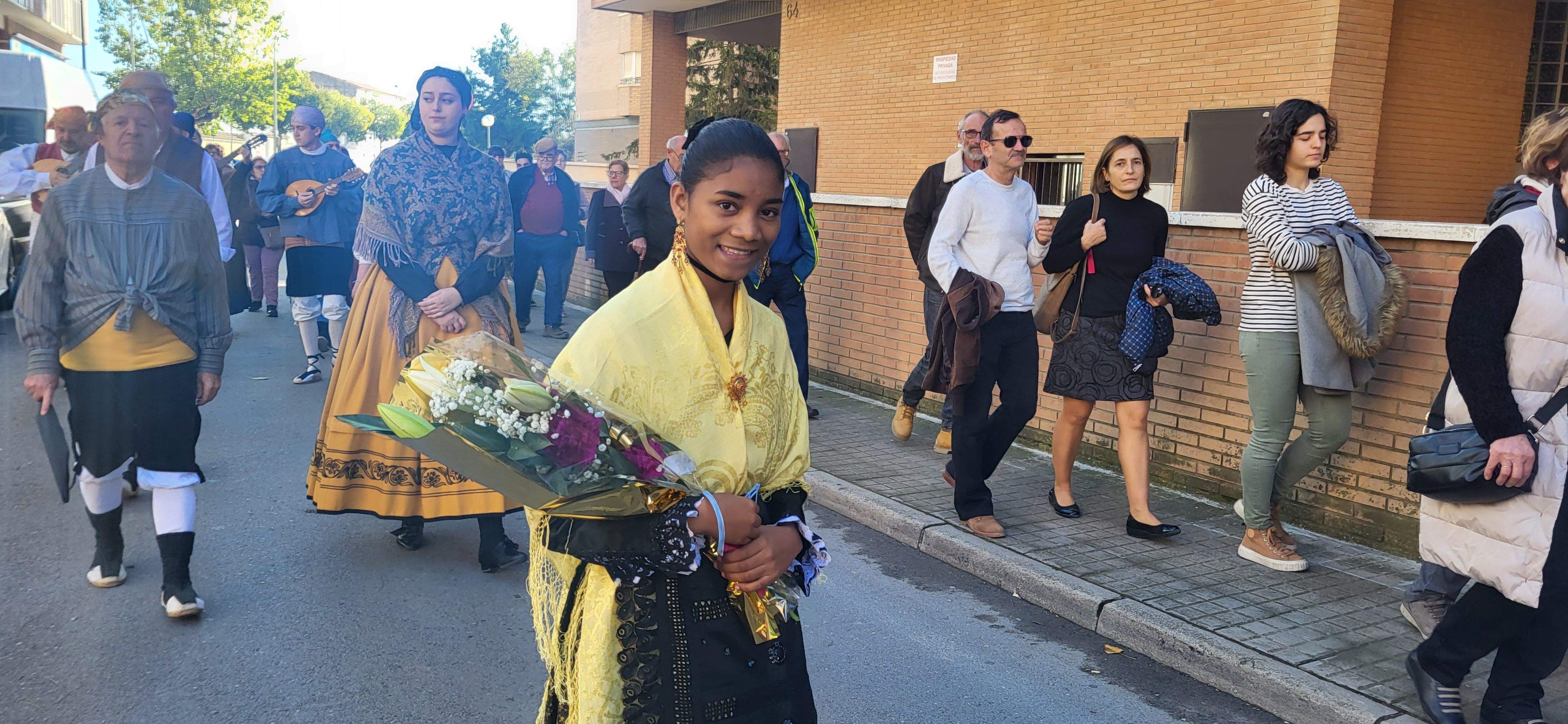 Ofrenda de flores y frutos del barrio de Santo Domingo y San Martín. Foto Myriam Martínez 