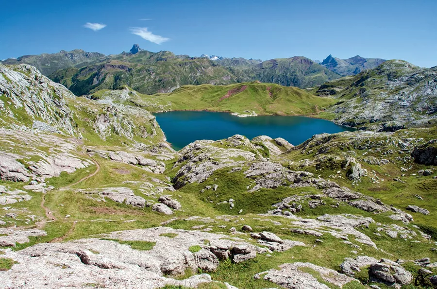 El accidente del montañero se ha producido en una zona de alta montaña del término de Aísa.