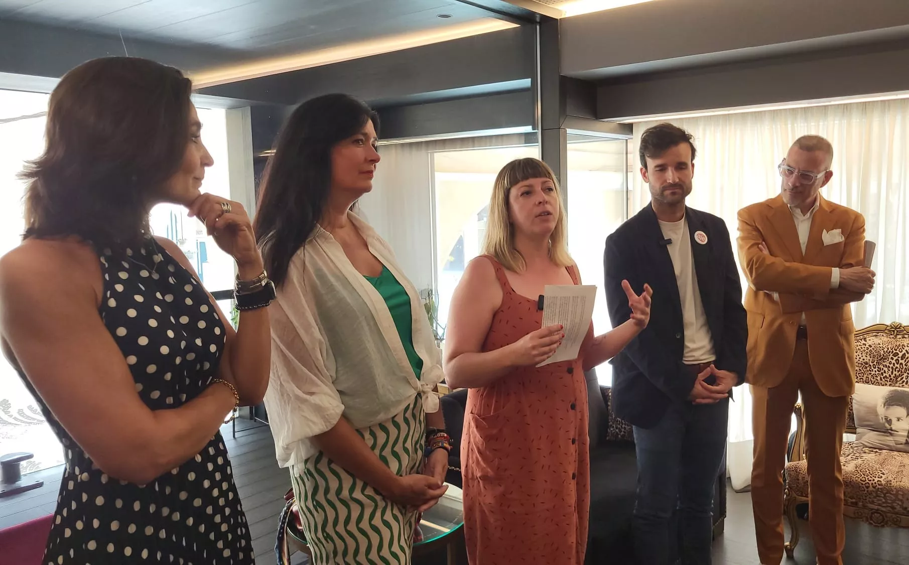 Celsa Rufas, Lorena Orduna, Sara Palacino y Raúl Benito en la presentación de la nueva Junta de AJE