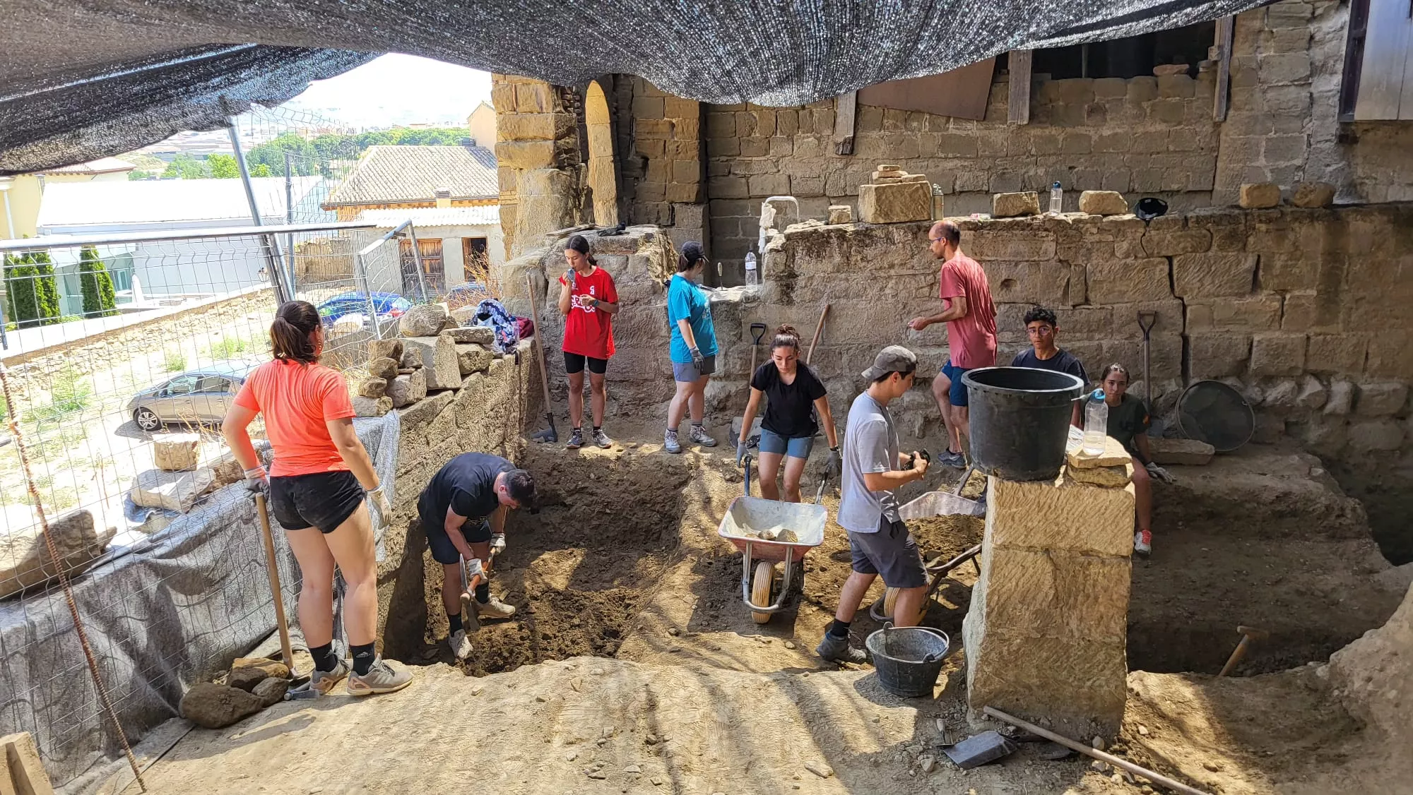 Excavaciones en el entorno de la Catedral de Huesca