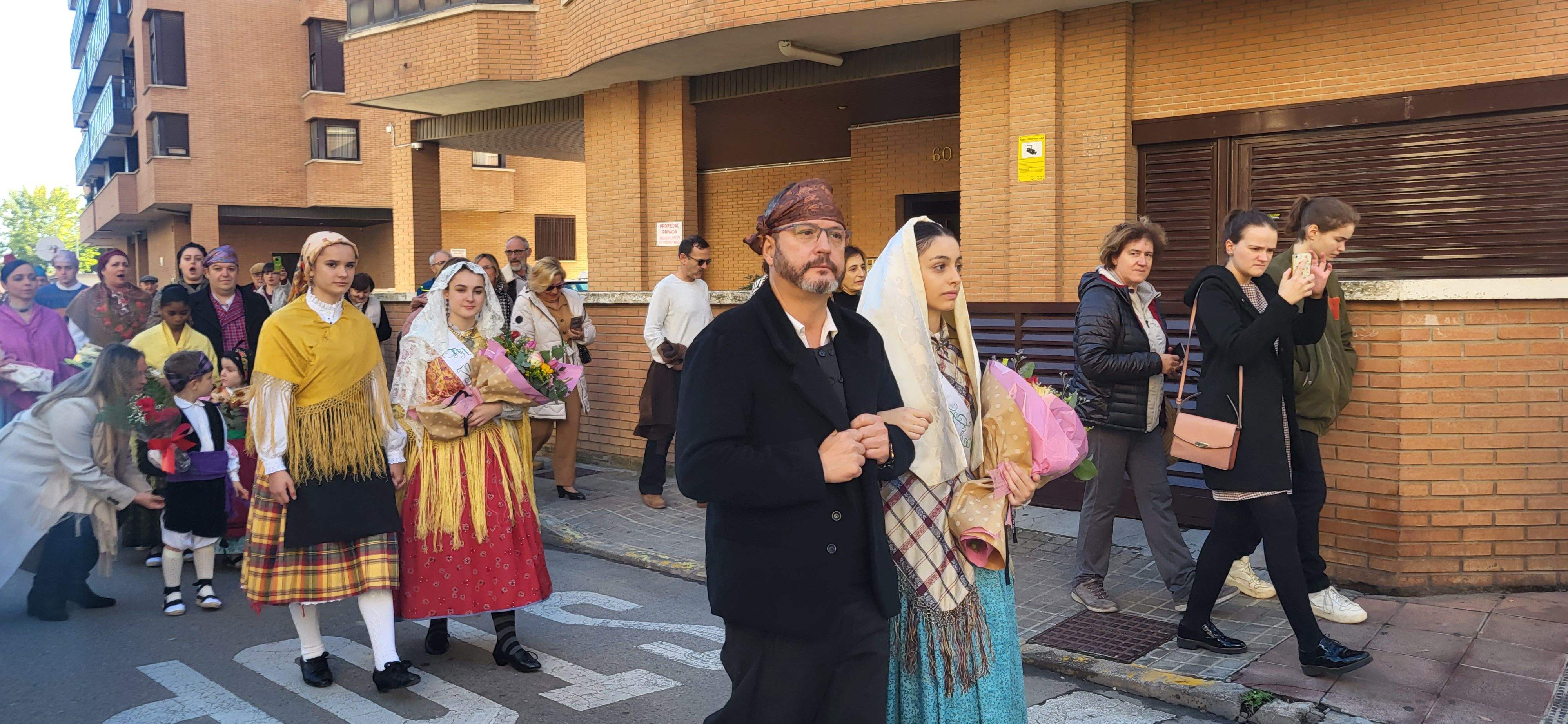 Ofrenda de flores y frutos del barrio de Santo Domingo y San Martín. Foto Myriam Martínez 