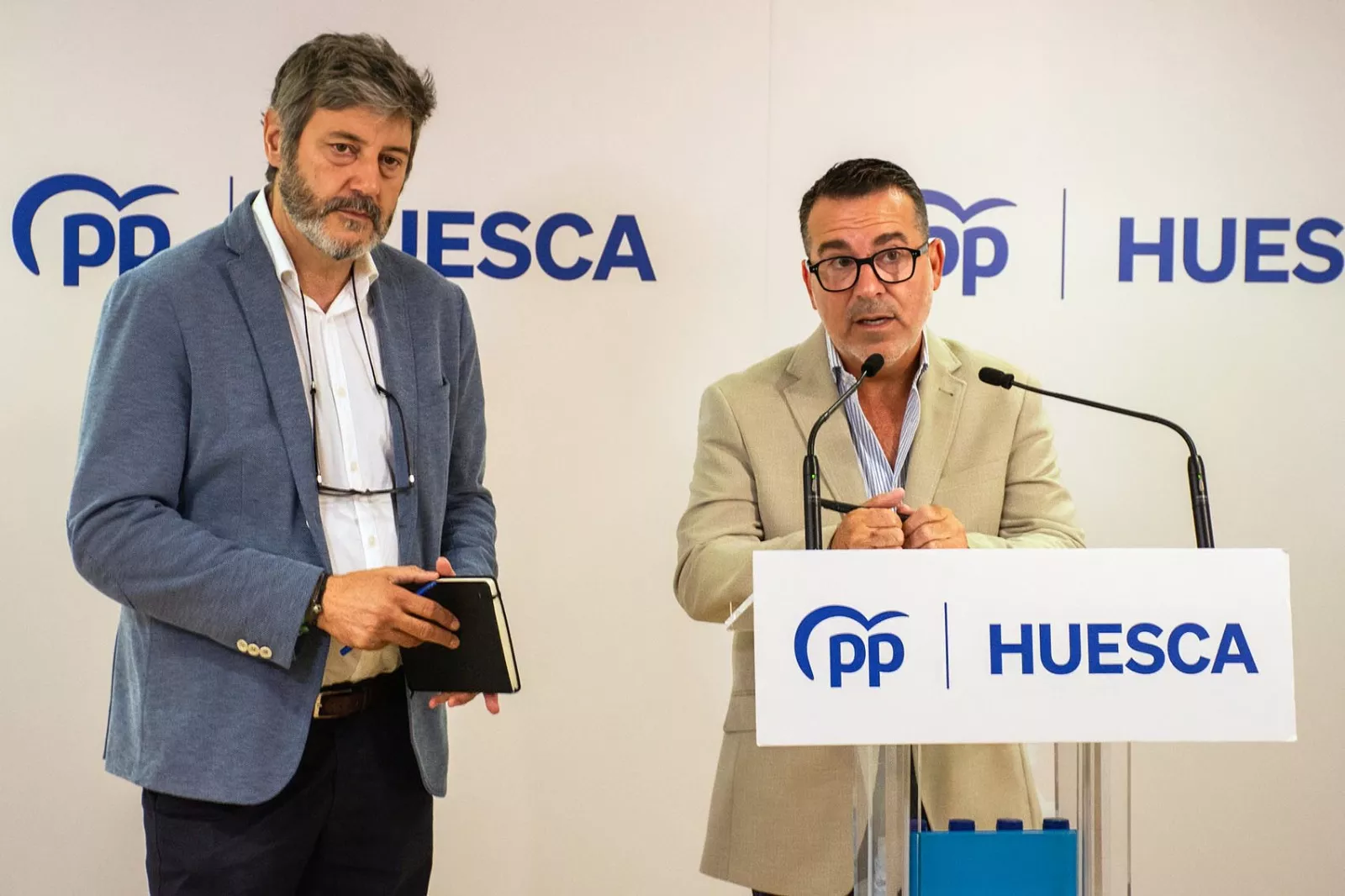Gerardo Oliván y Javier Folch en la rueda de prensa