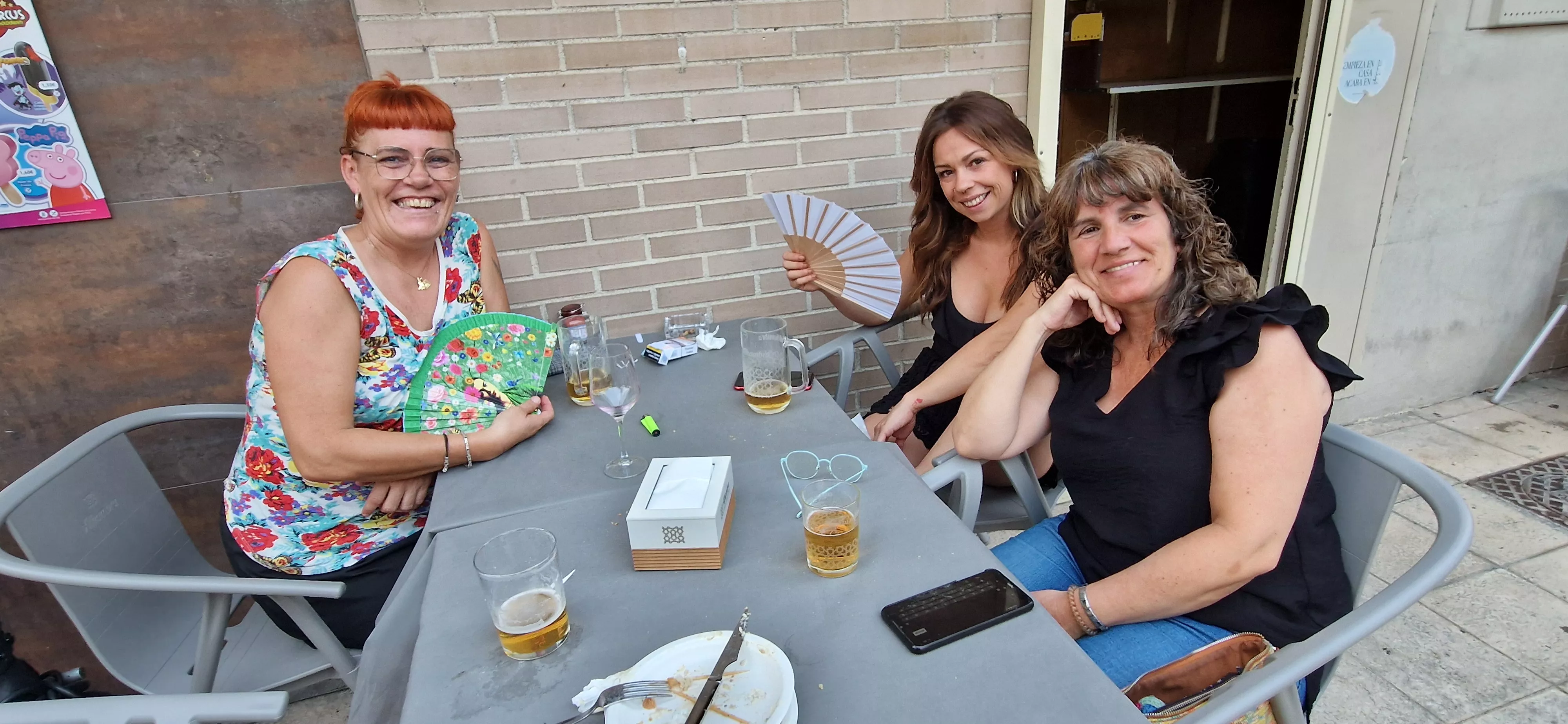 Inauguración del nuevo bar Ágora de Huesca. Foto Myriam Martínez 