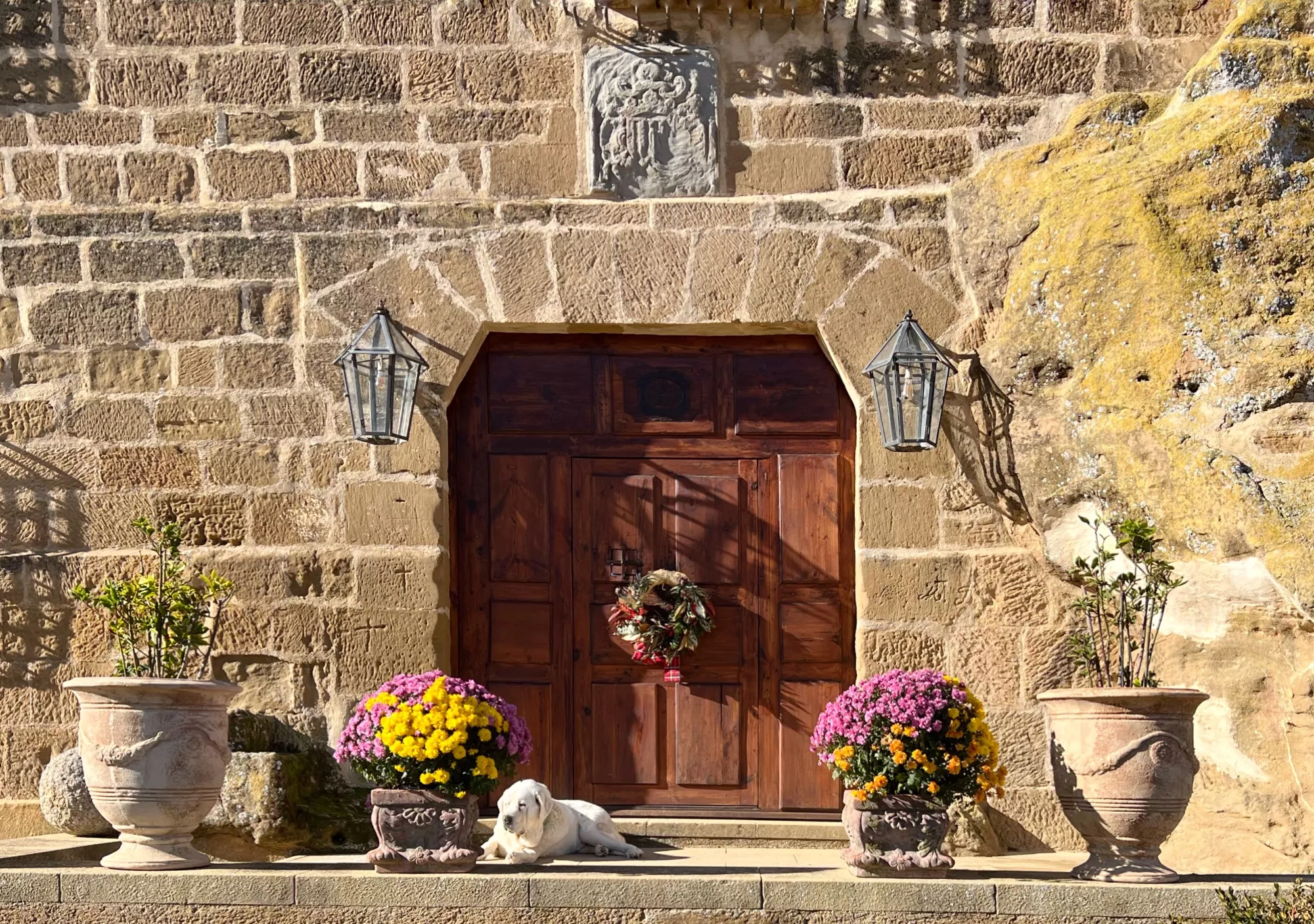 Exterior del Castillo de Corvinos.