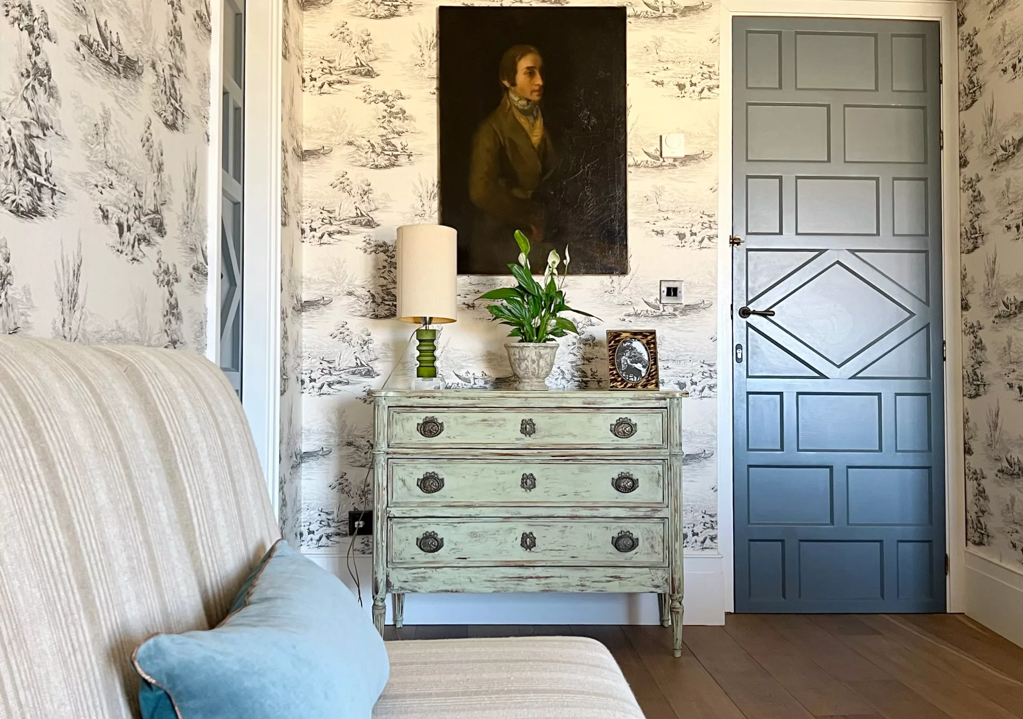 Interior del Castillo de Corvinos.