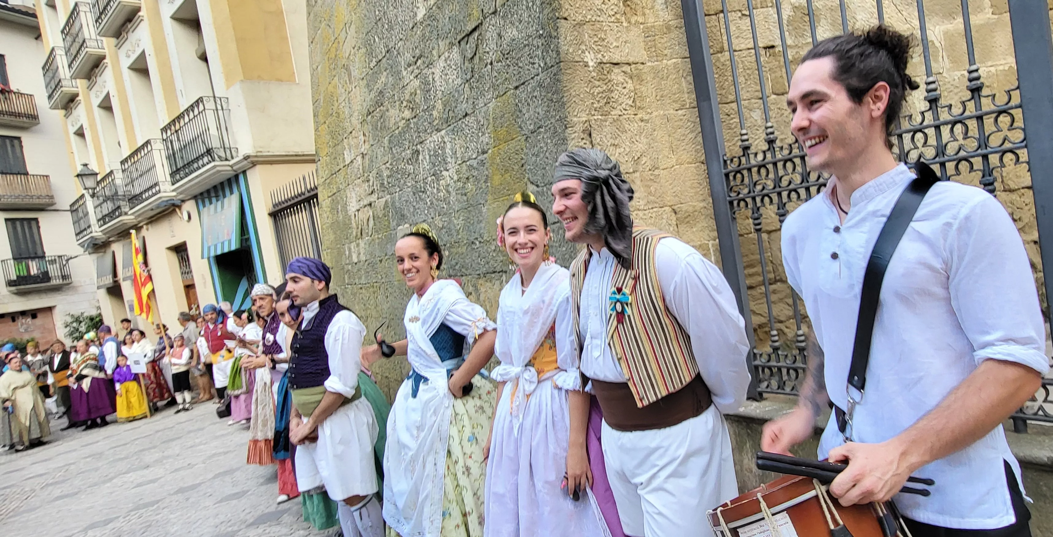 24º Festival Castillo de Montearagón: Pasacalles por el centro de Huesca. Foto Mercedes Manterola