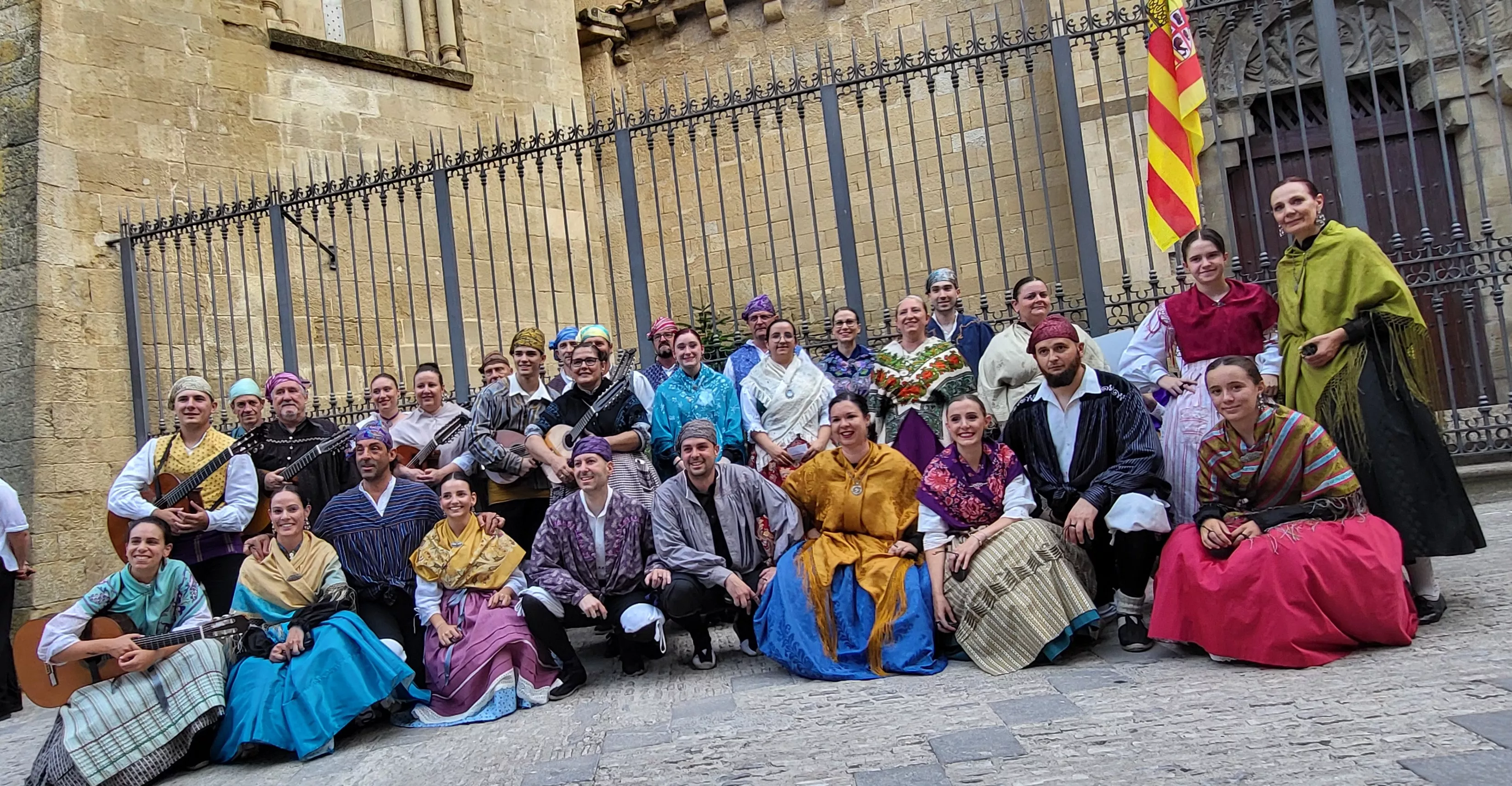 24º Festival Castillo de Montearagón: Pasacalles por el centro de Huesca. Foto Mercedes Manterola