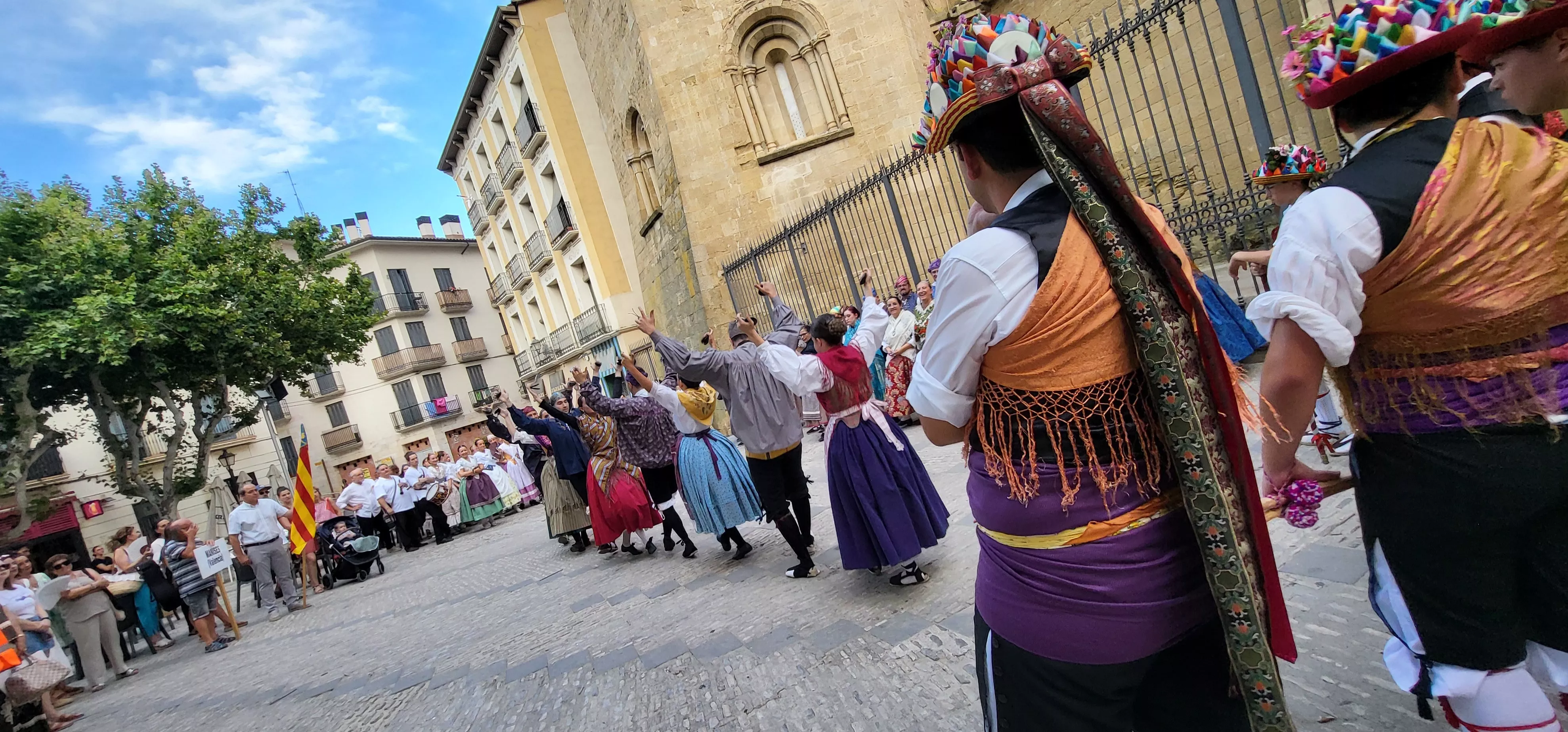 24º Festival Castillo de Montearagón: Pasacalles por el centro de Huesca. Foto Mercedes Manterola