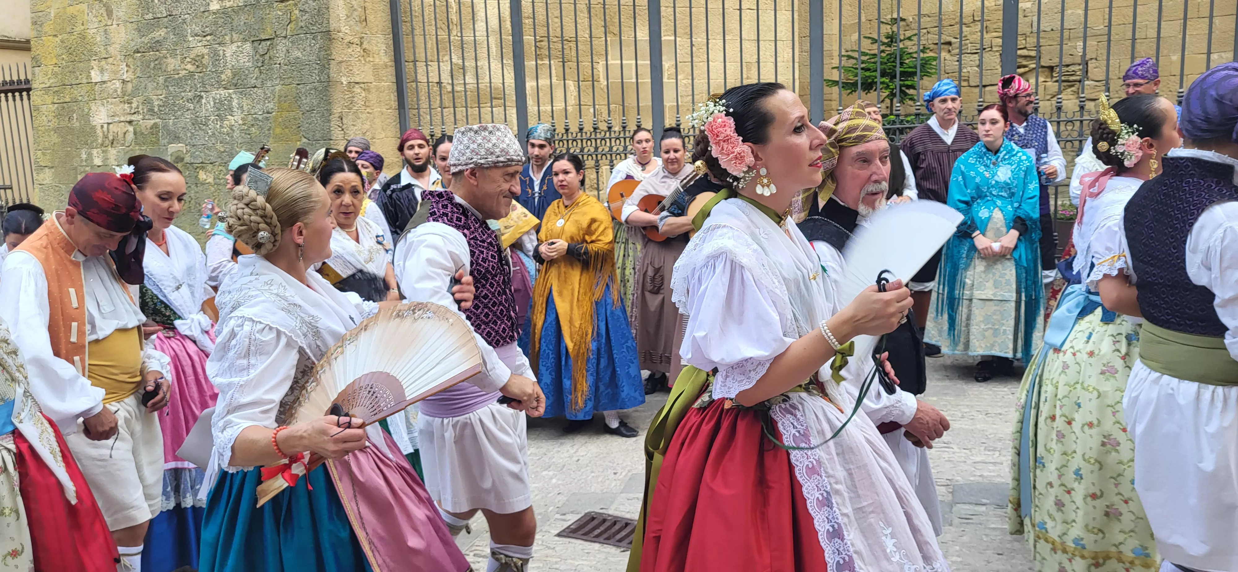 24º Festival Castillo de Montearagón: Pasacalles por el centro de Huesca. Foto Mercedes Manterola