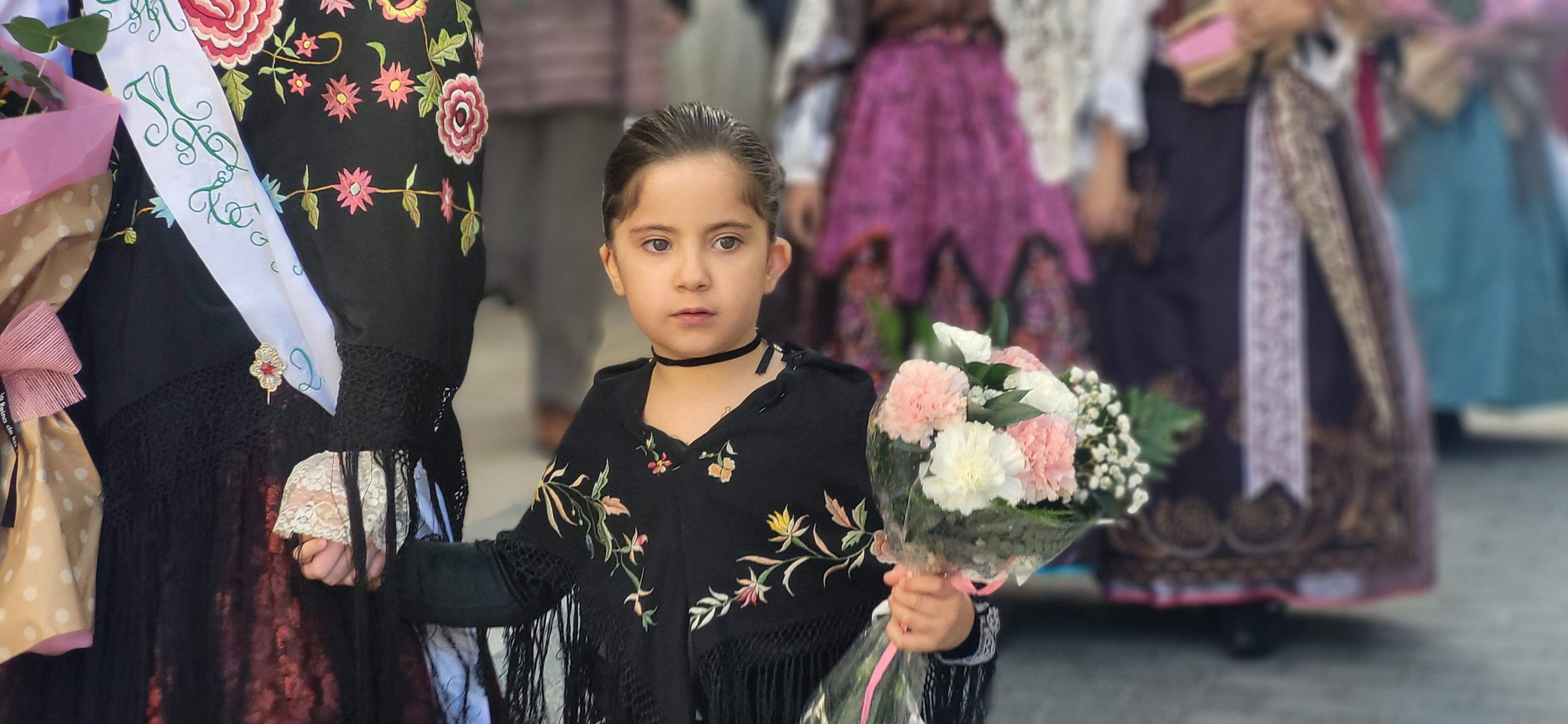 Ofrenda de flores y frutos del barrio de Santo Domingo y San Martín. Foto Myriam Martínez 