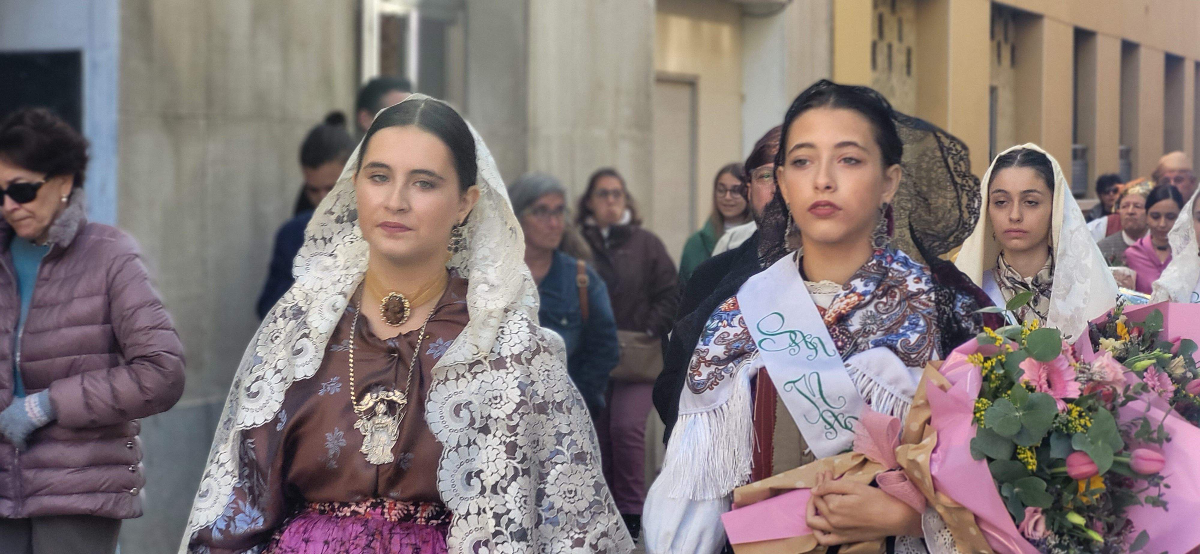 Ofrenda de flores y frutos del barrio de Santo Domingo y San Martín. Foto Myriam Martínez 