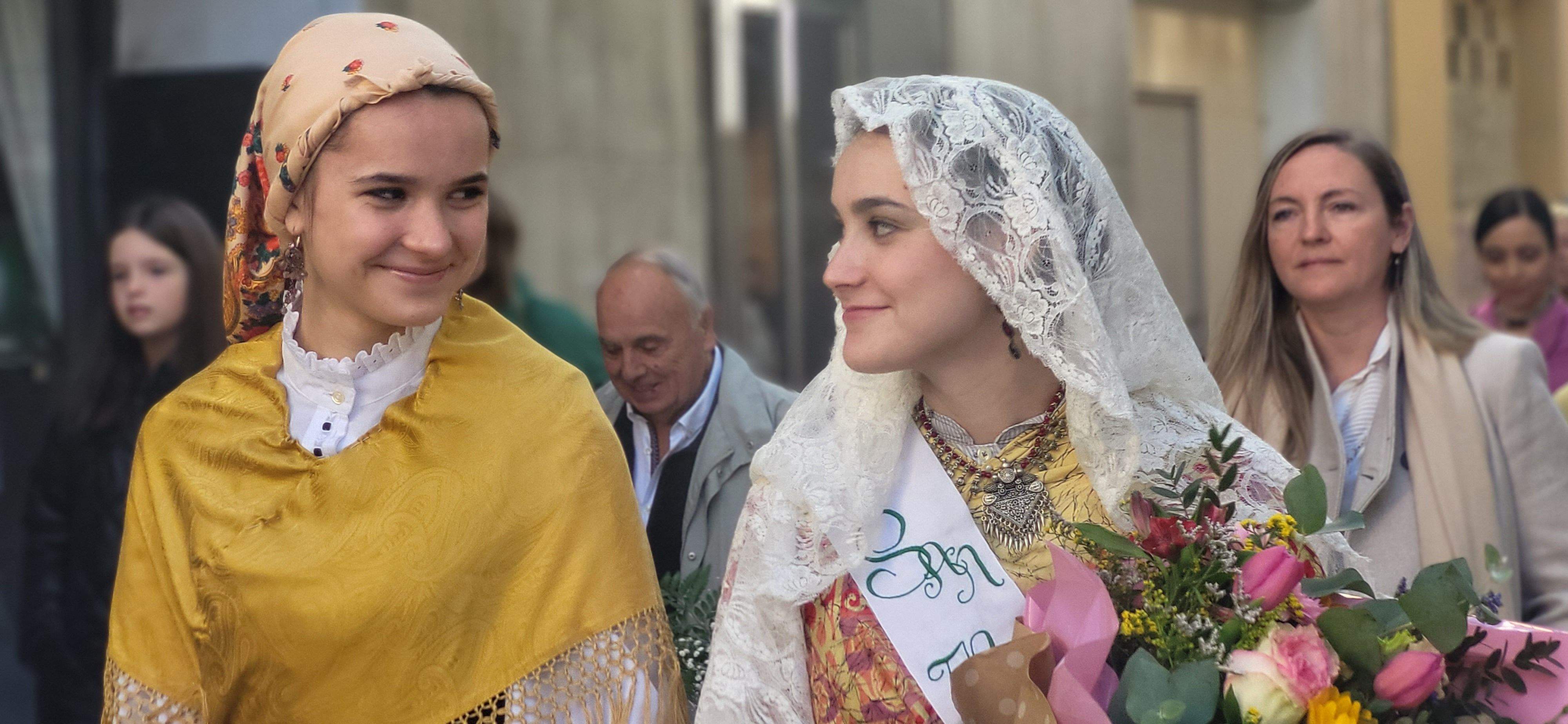 Ofrenda de flores y frutos del barrio de Santo Domingo y San Martín. Foto Myriam Martínez 