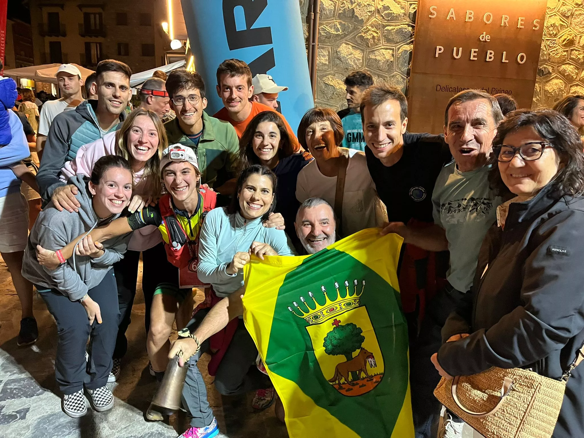 Robres, en Benasque, apoyando a Sandra Cuello.