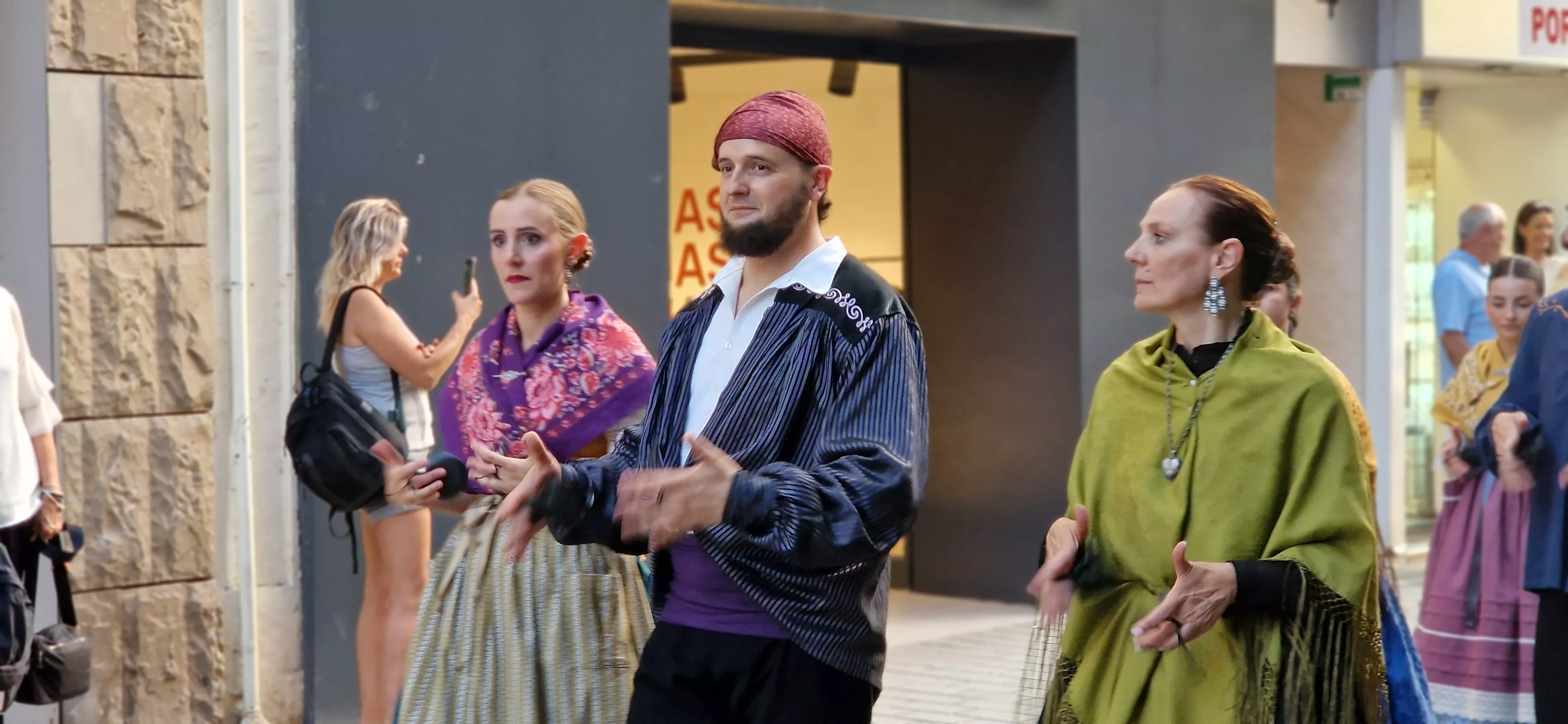 24º Festival Castillo de Montearagón: Actuación en la plaza López Allué. Foto Myriam Martínez