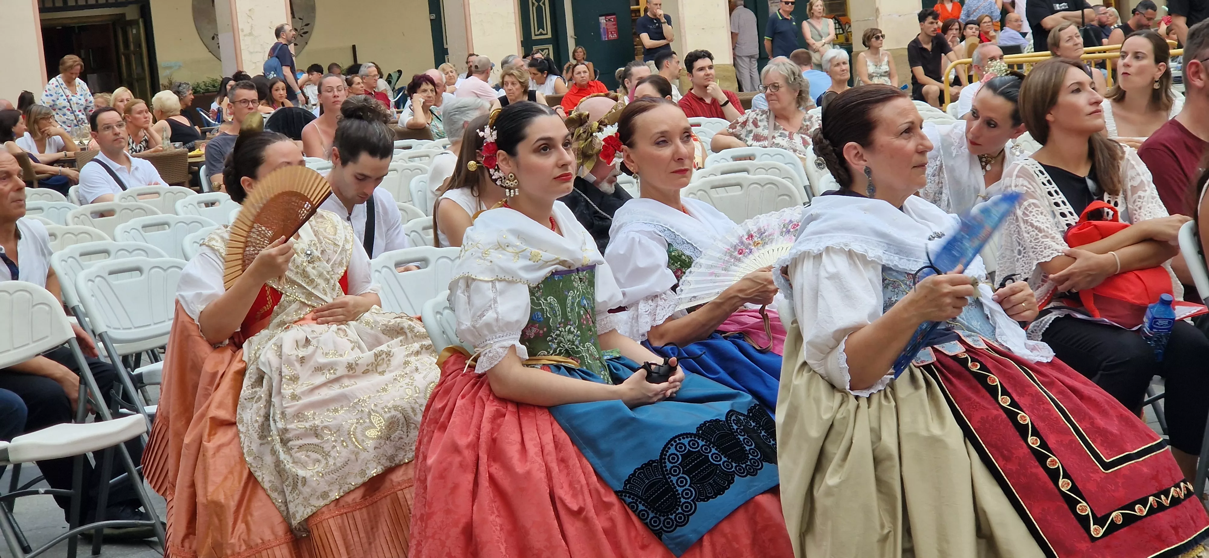 24º Festival Castillo de Montearagón: Actuación en la plaza López Allué. Foto Myriam Martínez