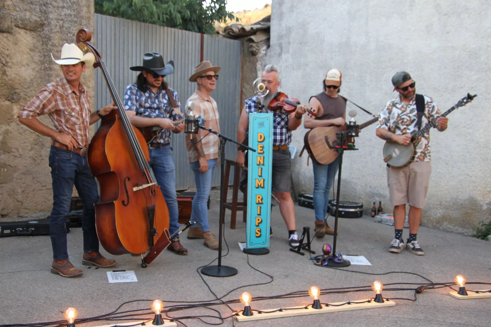 The Denim Rips en Fornillos de Apiés. Foto Carlos Neofato 