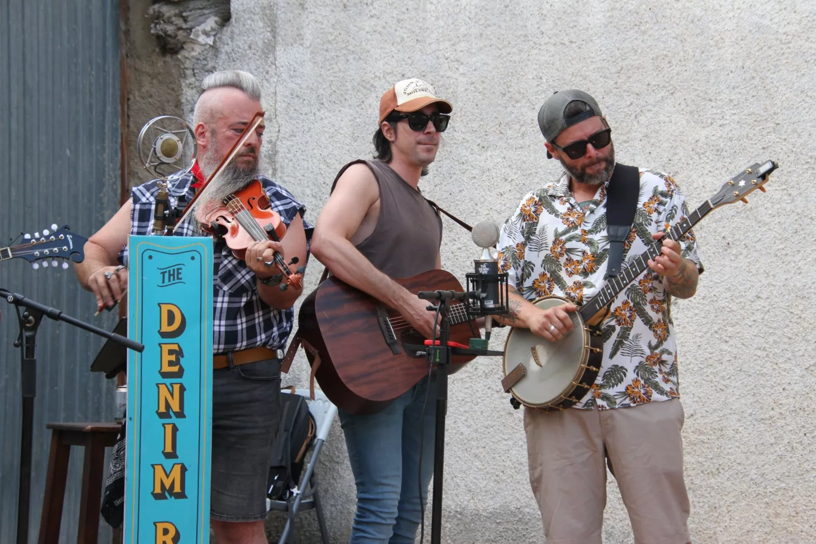 The Denim Rips en Fornillos de Apiés. Foto Carlos Neofato 