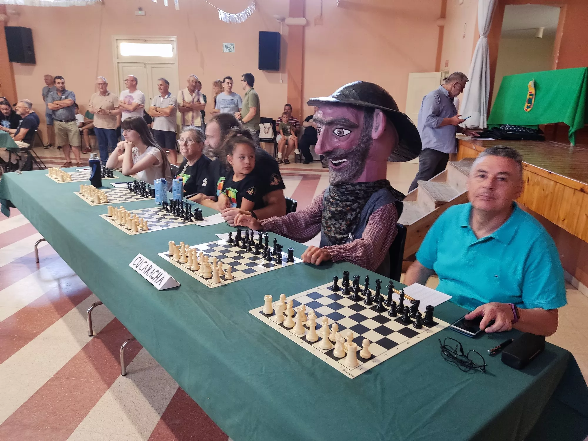 Simultáneas torneo ajedrez Alciubierre
