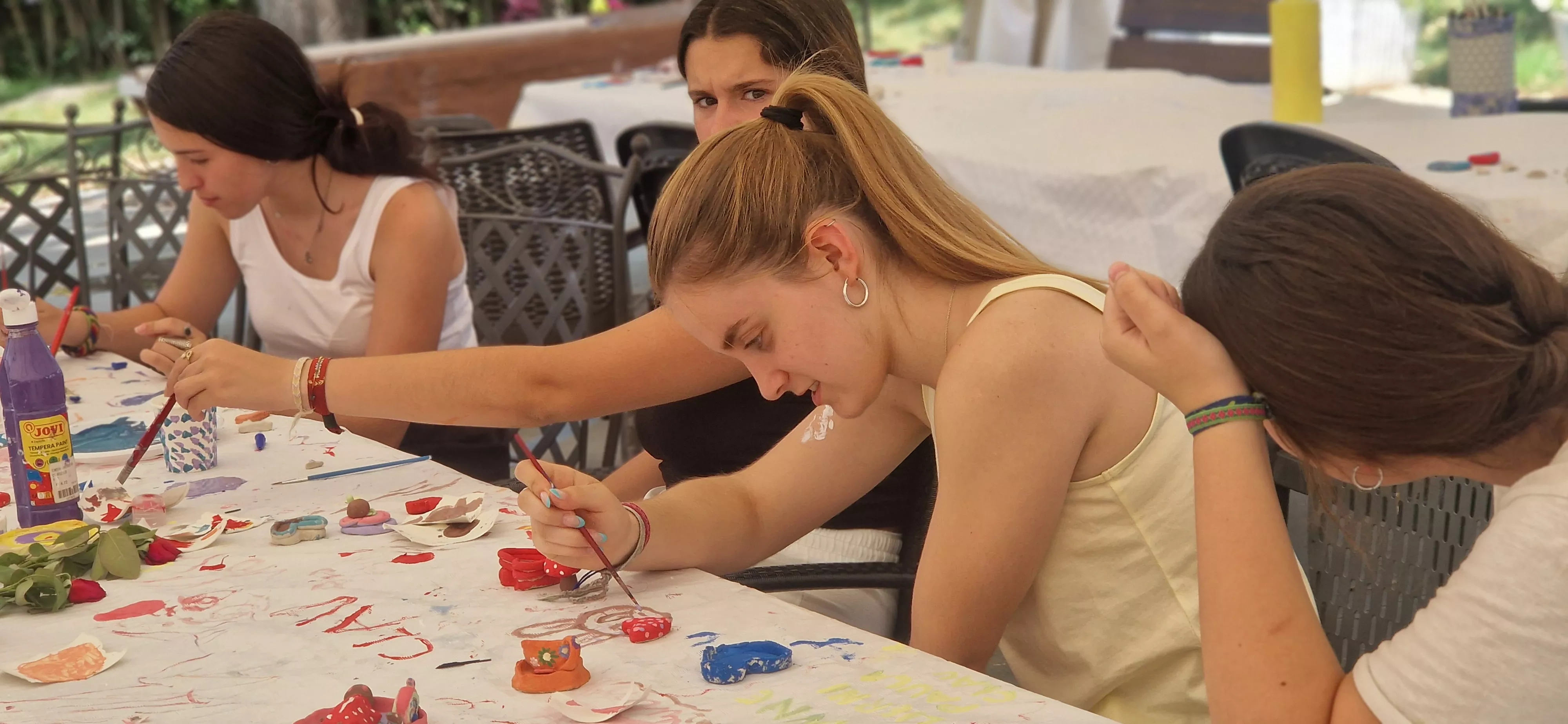 Intercambio generacional de jóvenes de Vitoria con la Cruz Blanca de Huesca. Foto Myriam Martínez 