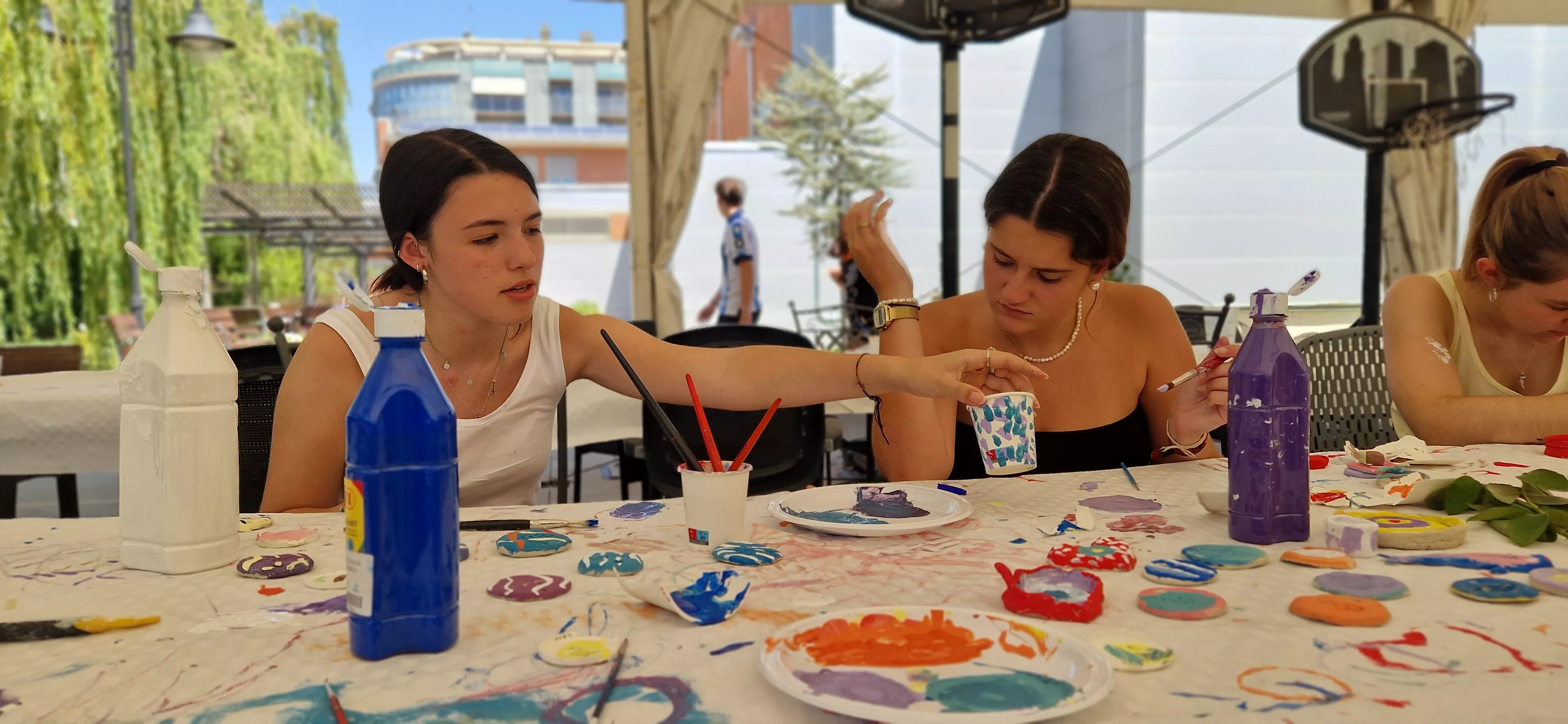 Intercambio generacional de jóvenes de Vitoria con la Cruz Blanca de Huesca. Foto Myriam Martínez 