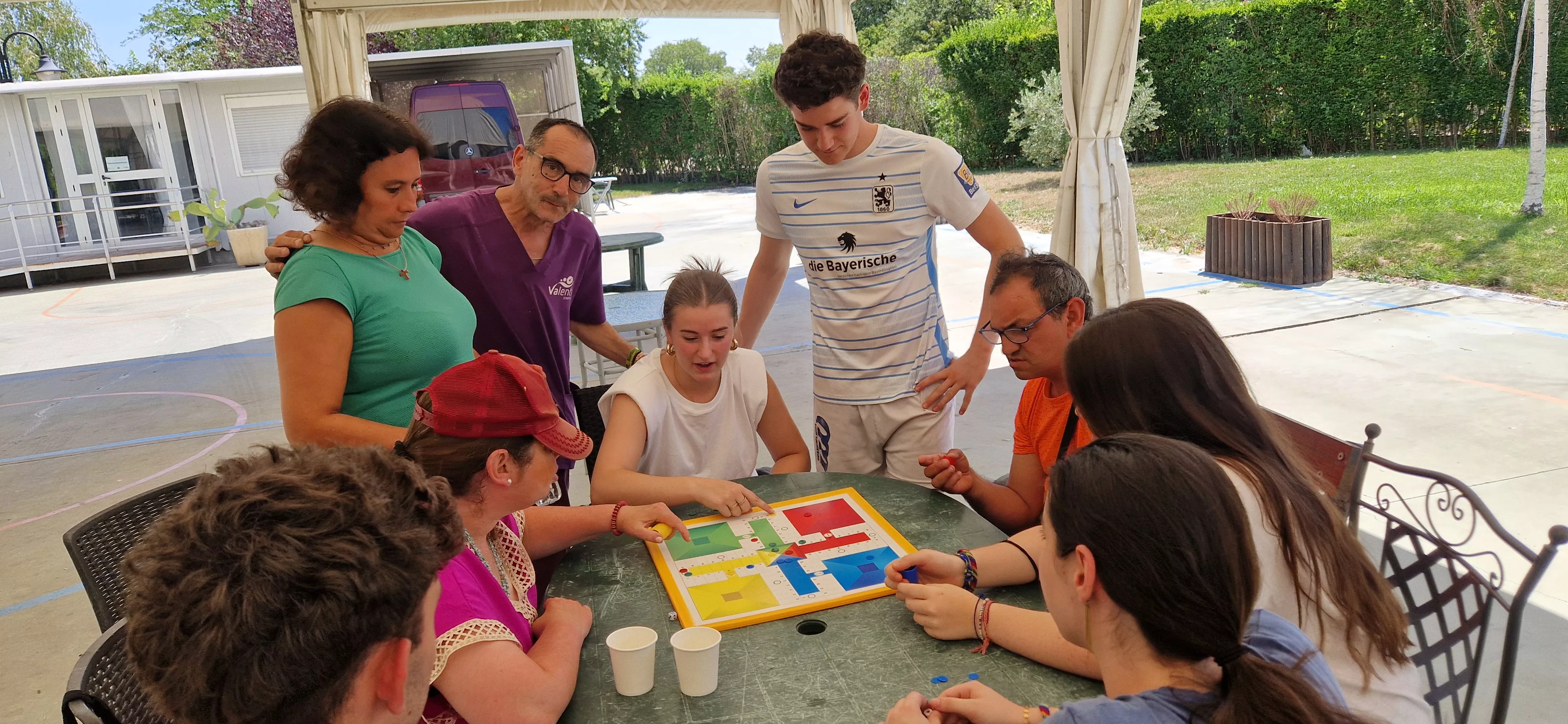 Intercambio generacional de jóvenes de Vitoria con la Cruz Blanca de Huesca. Foto Myriam Martínez 