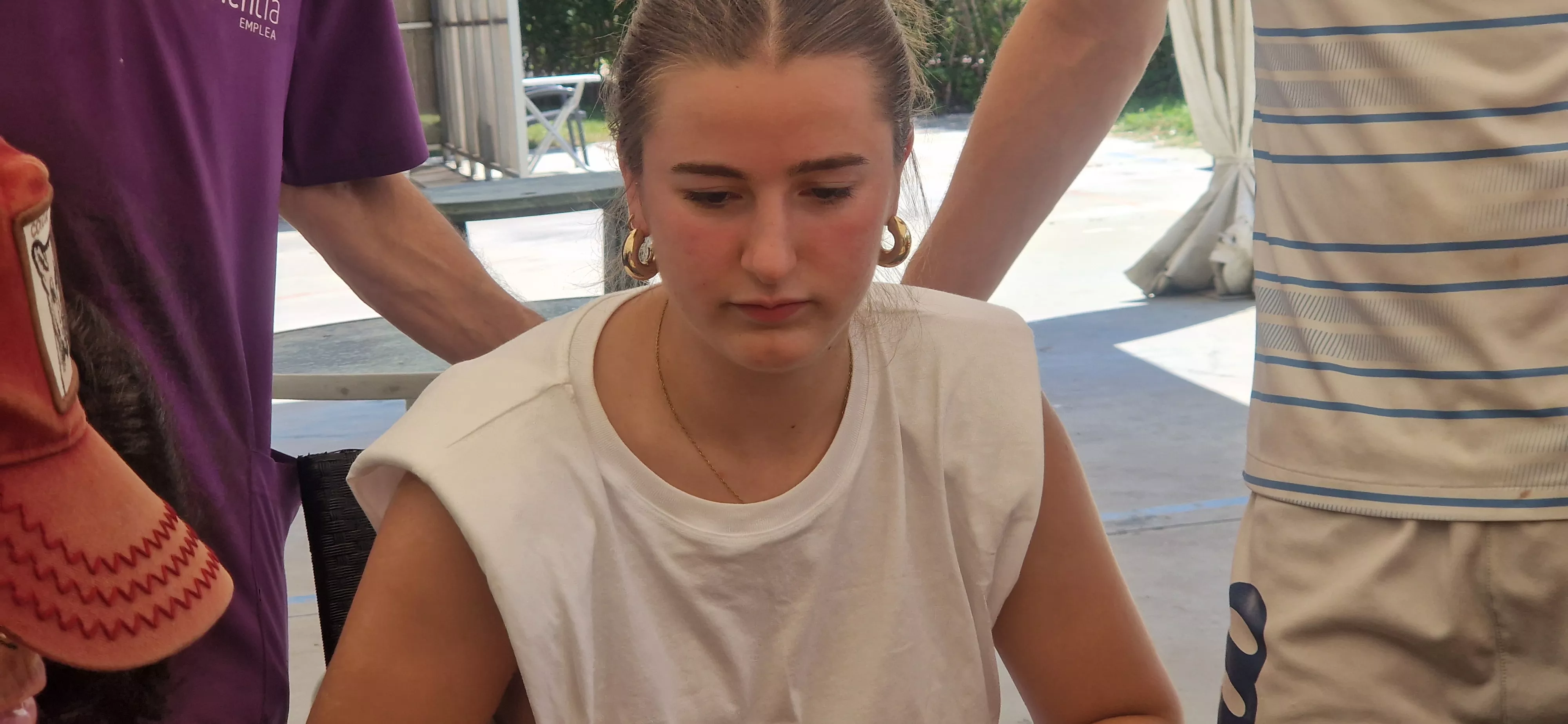 Intercambio generacional de jóvenes de Vitoria con la Cruz Blanca de Huesca. Foto Myriam Martínez 