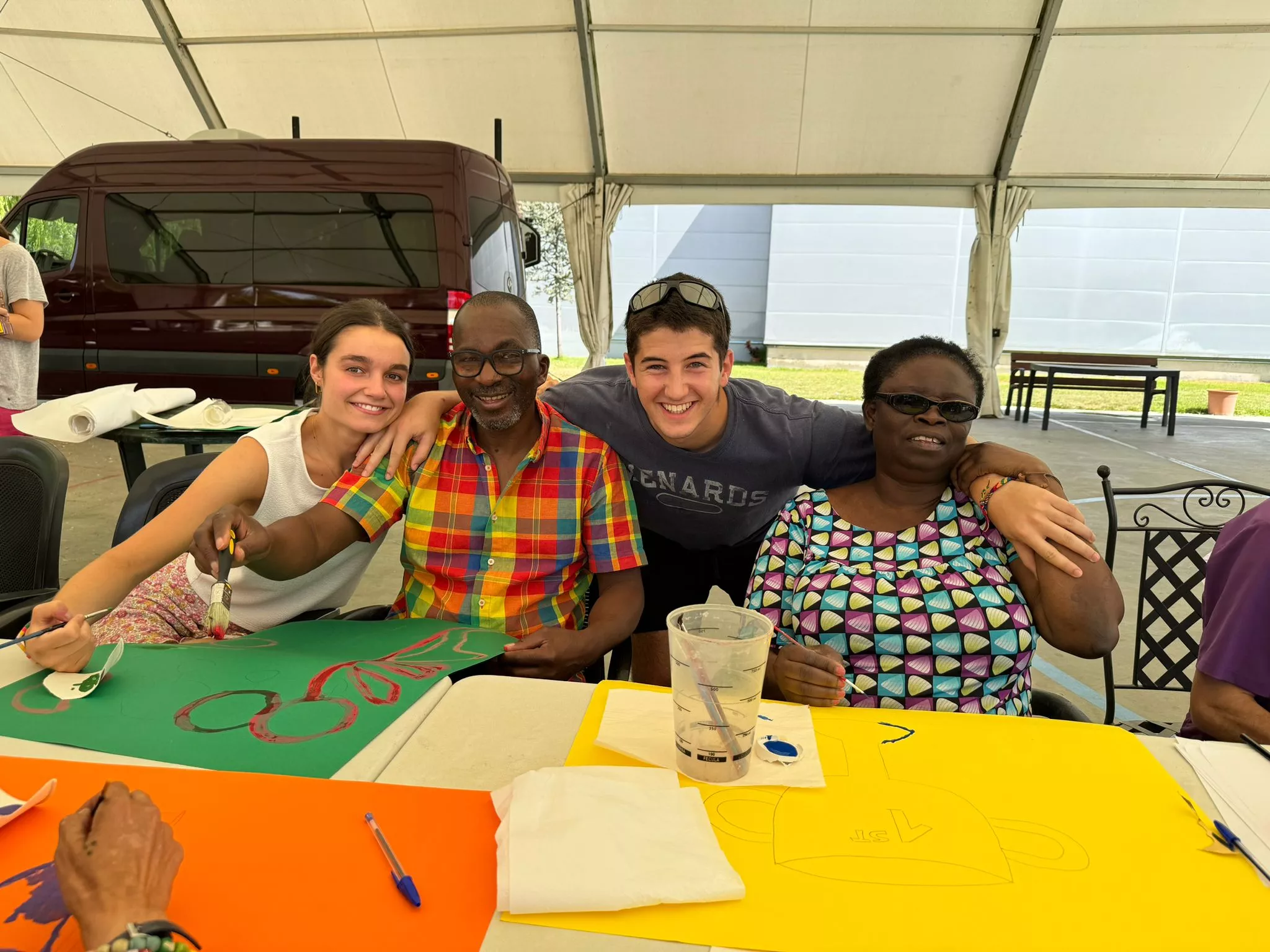 Intercambio generacional de jóvenes de Vitoria con la Cruz Blanca de Huesca.